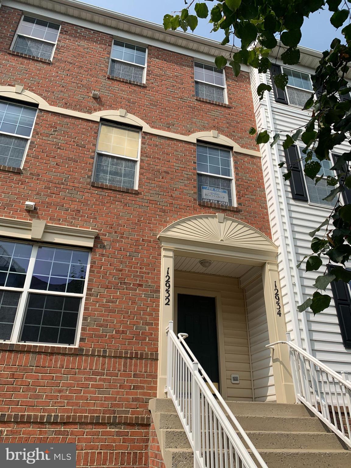 VILLAGE AT TOWN CENTER - Residential Lease