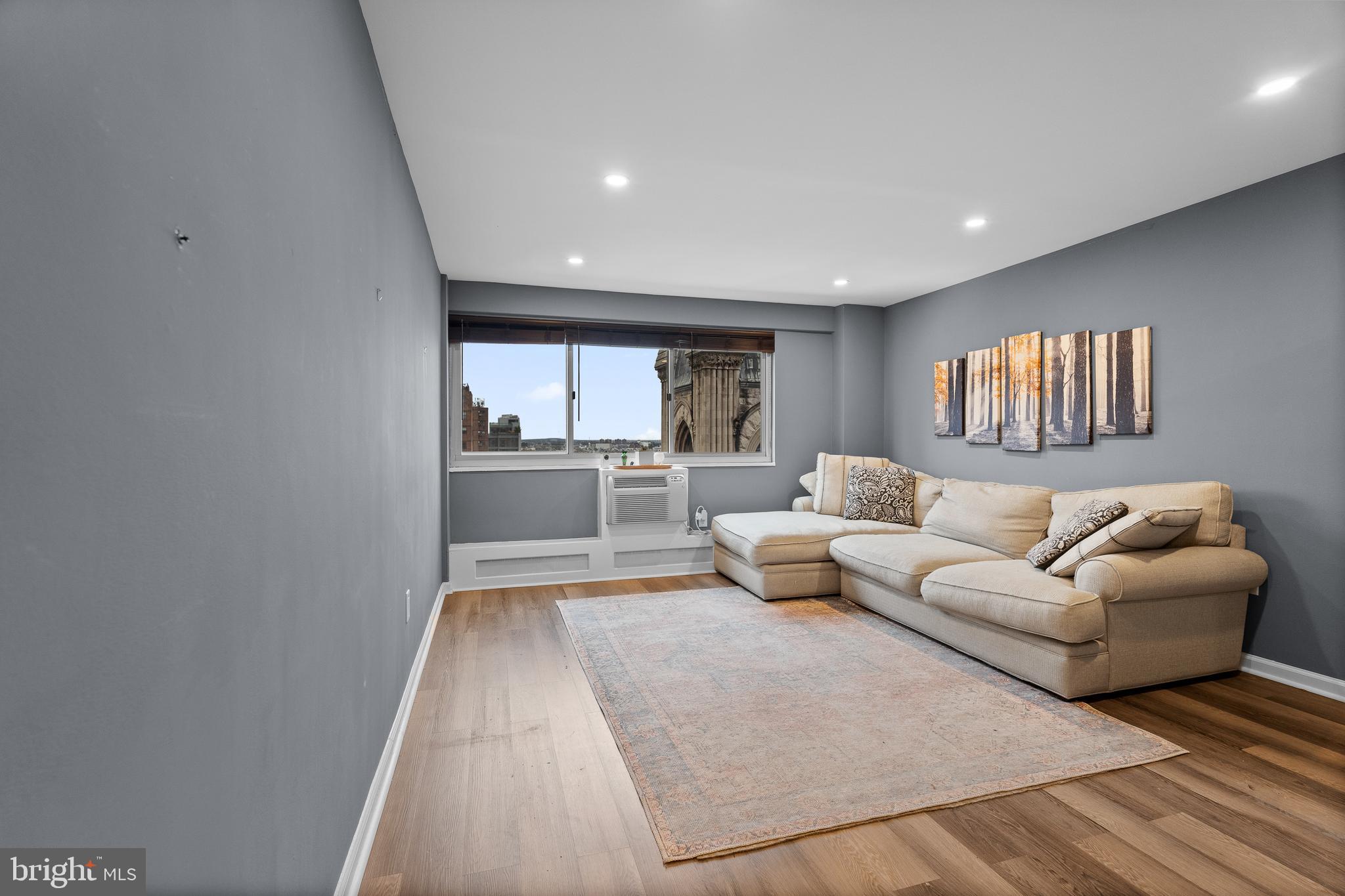 RITTENHOUSE SQUARE - Residential Lease