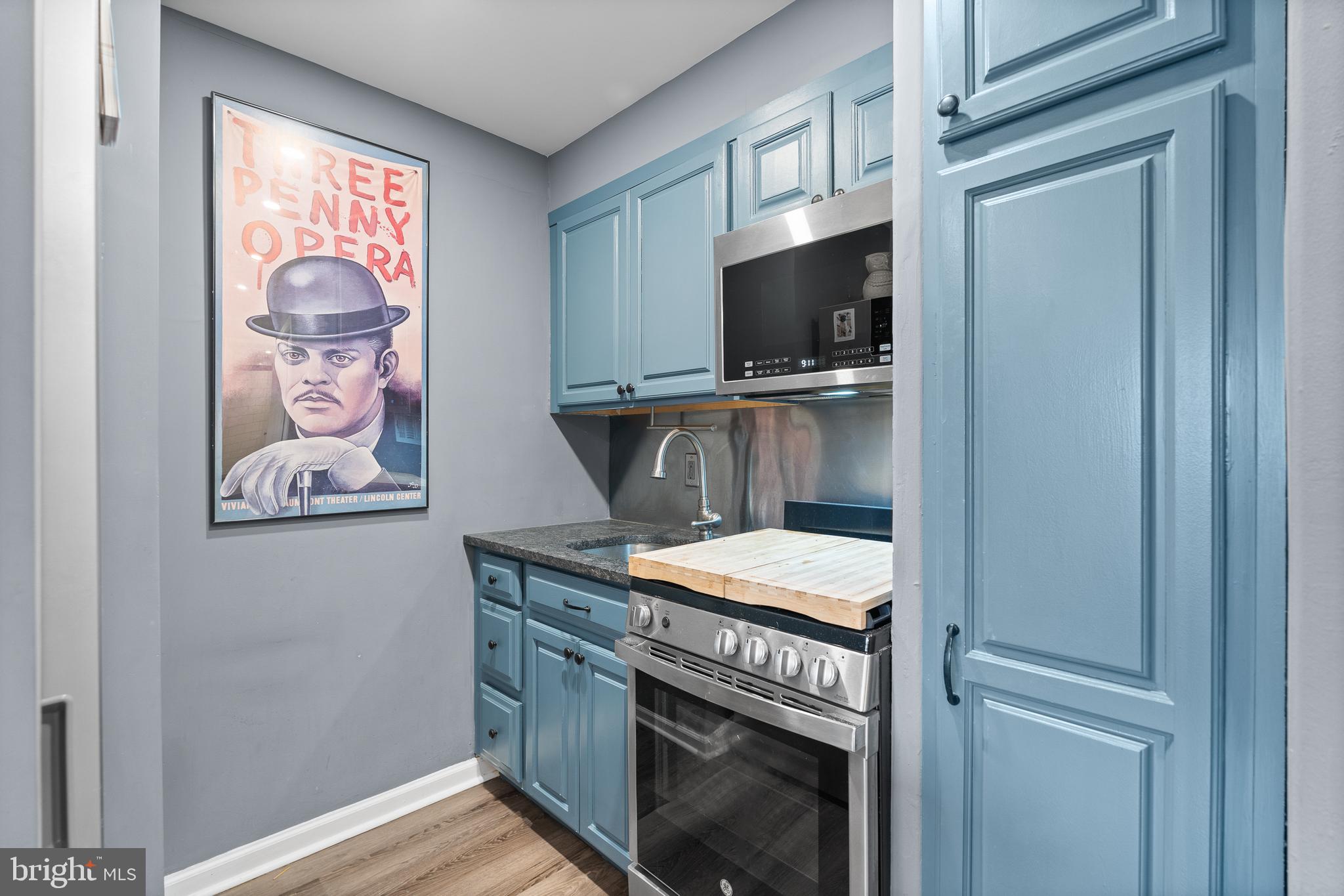 RITTENHOUSE SQUARE - Residential Lease