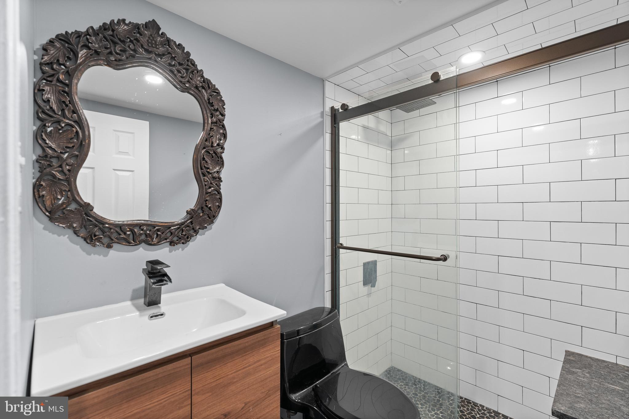 RITTENHOUSE SQUARE - Residential Lease