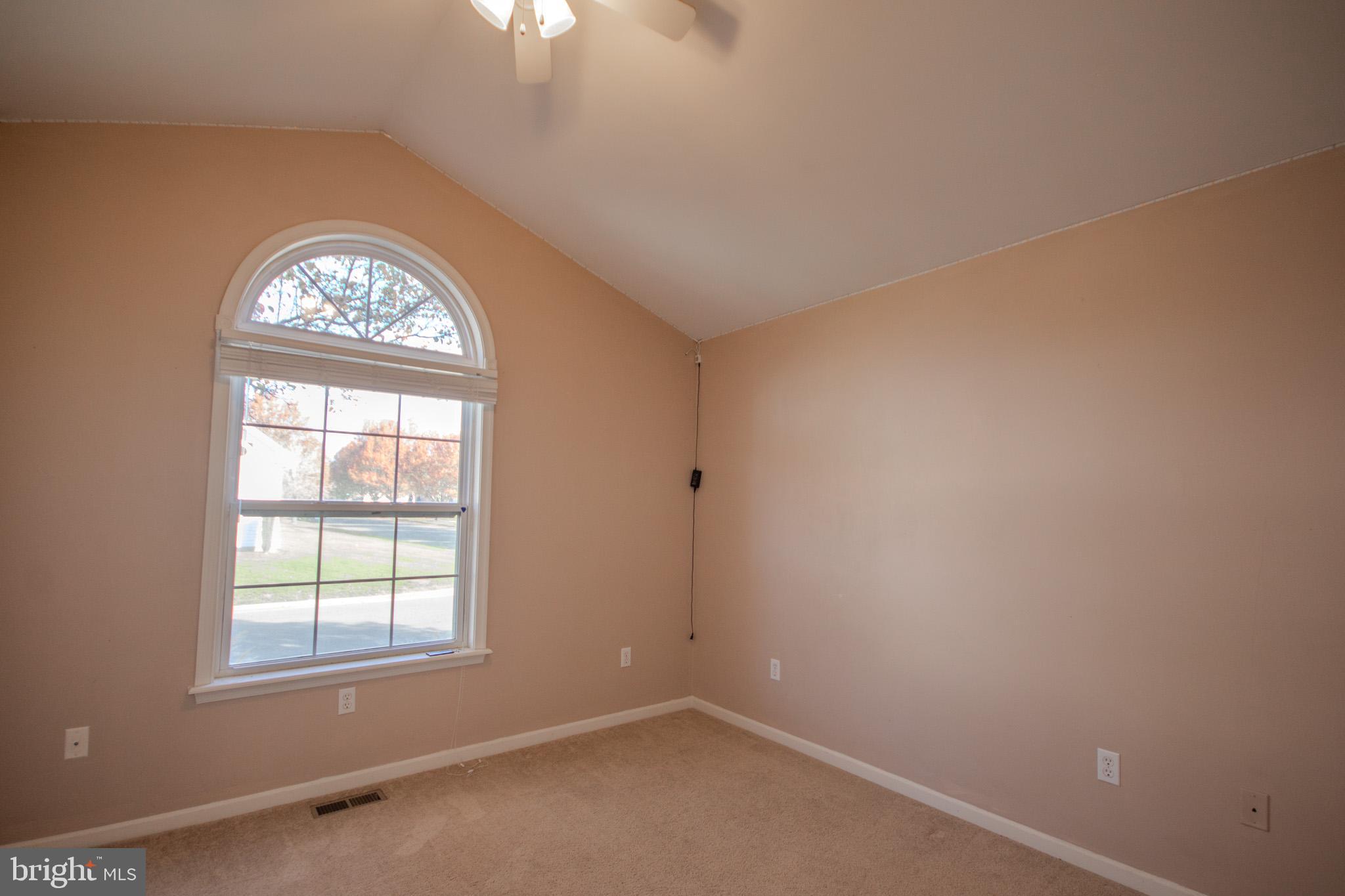 STONE GATE - Residential