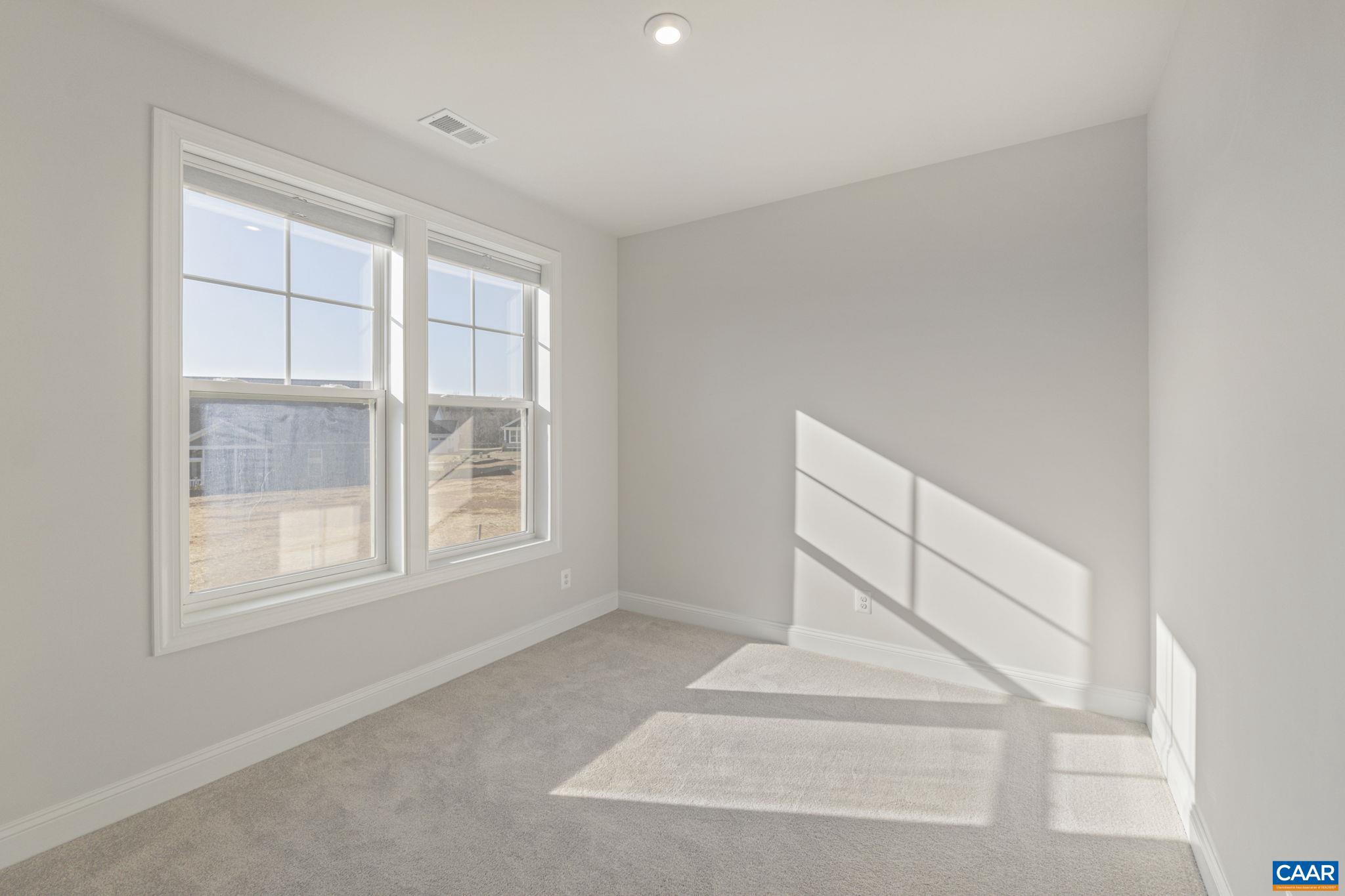 SPRING CREEK - Residential