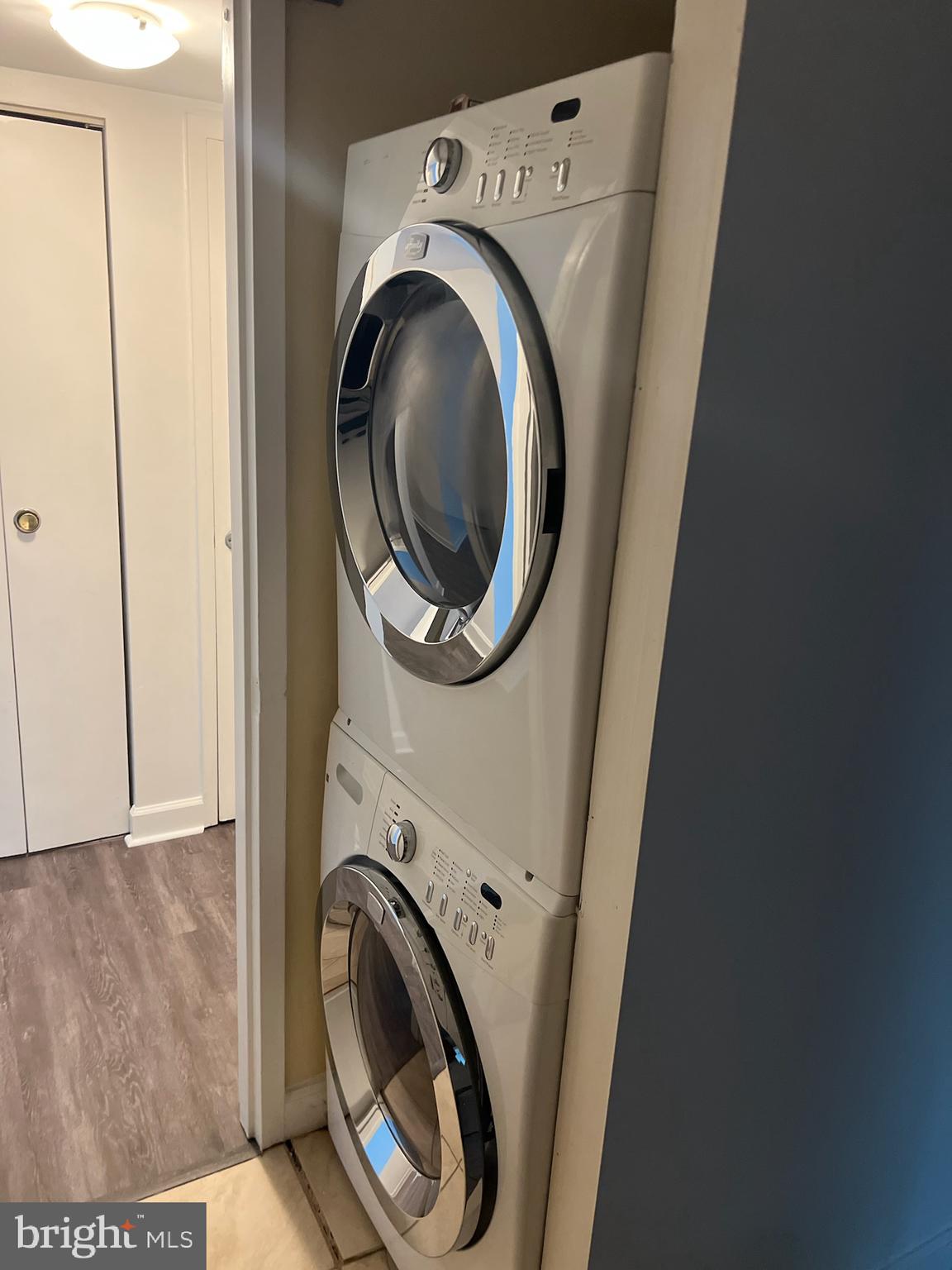 NORTHGATE CONDO - Residential Lease