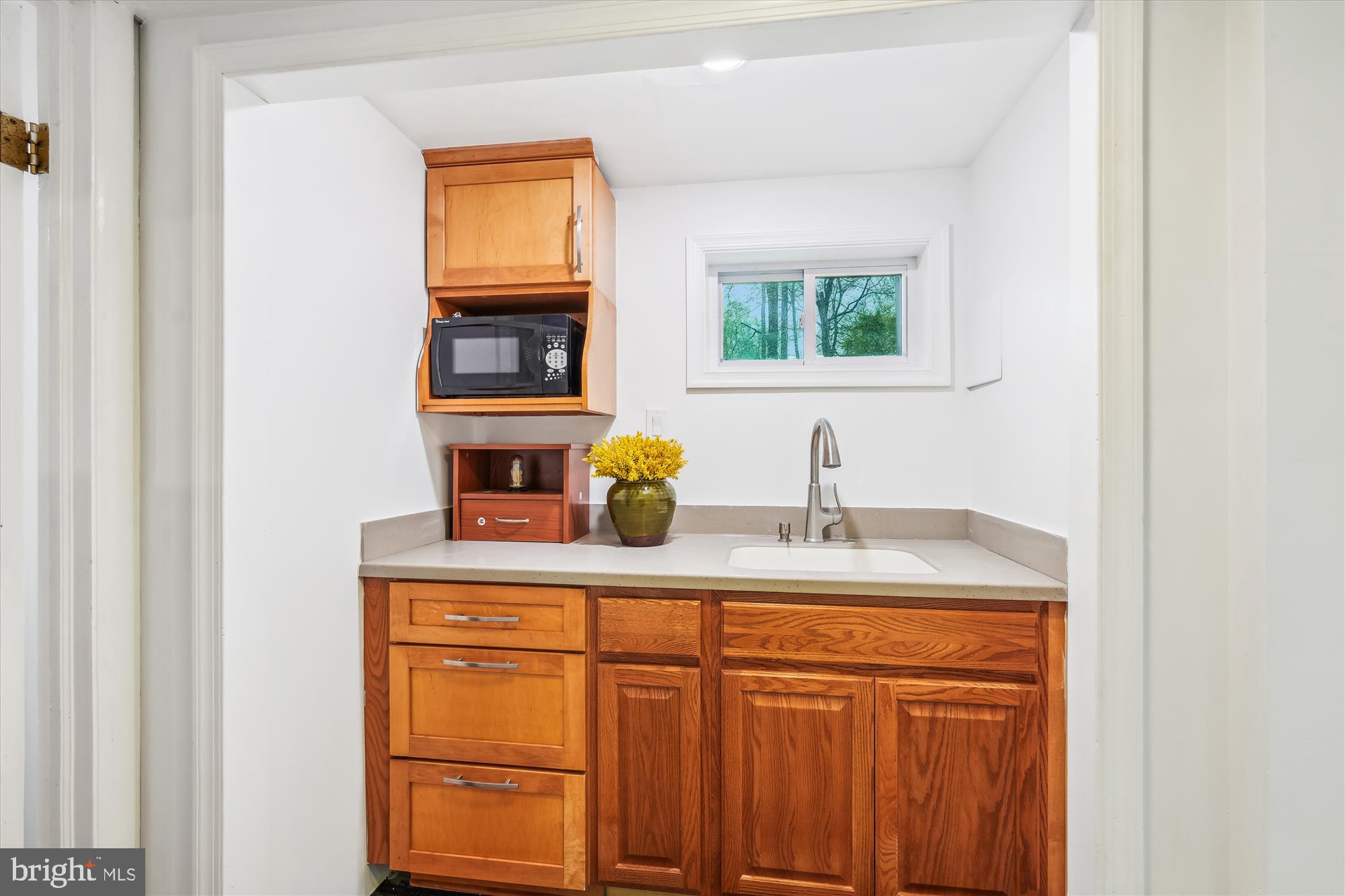 ENGLISH MANOR - Residential