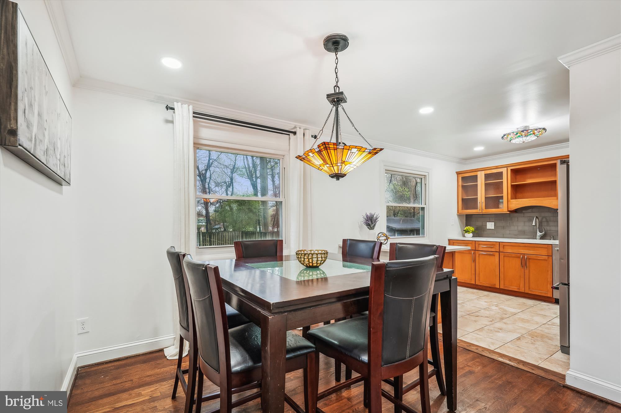 ENGLISH MANOR - Residential