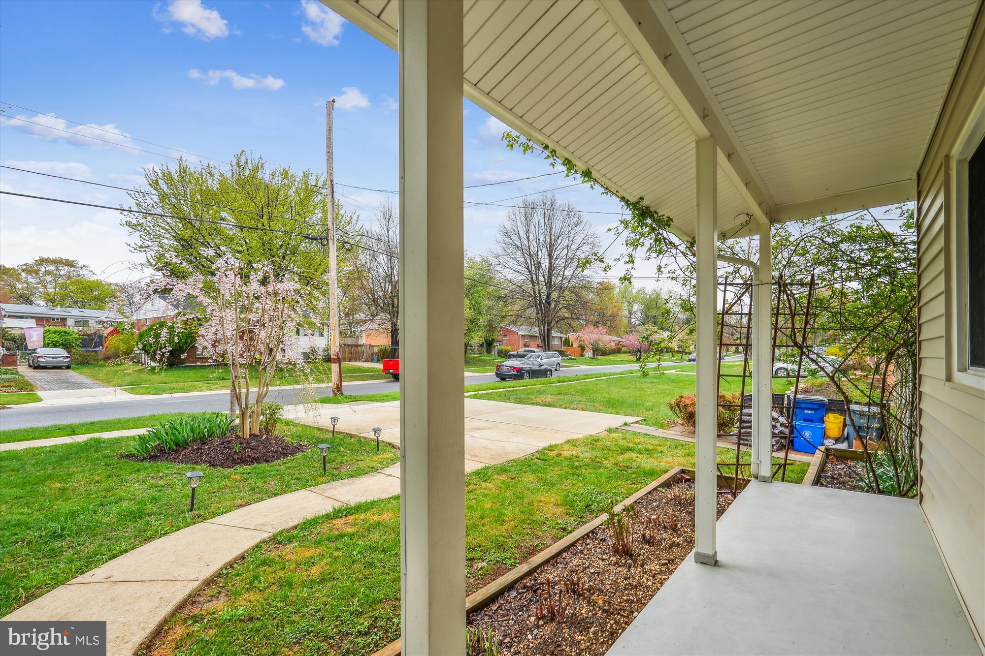 ENGLISH MANOR - Residential