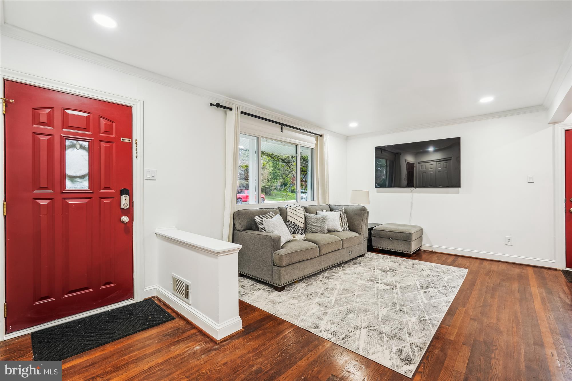 ENGLISH MANOR - Residential