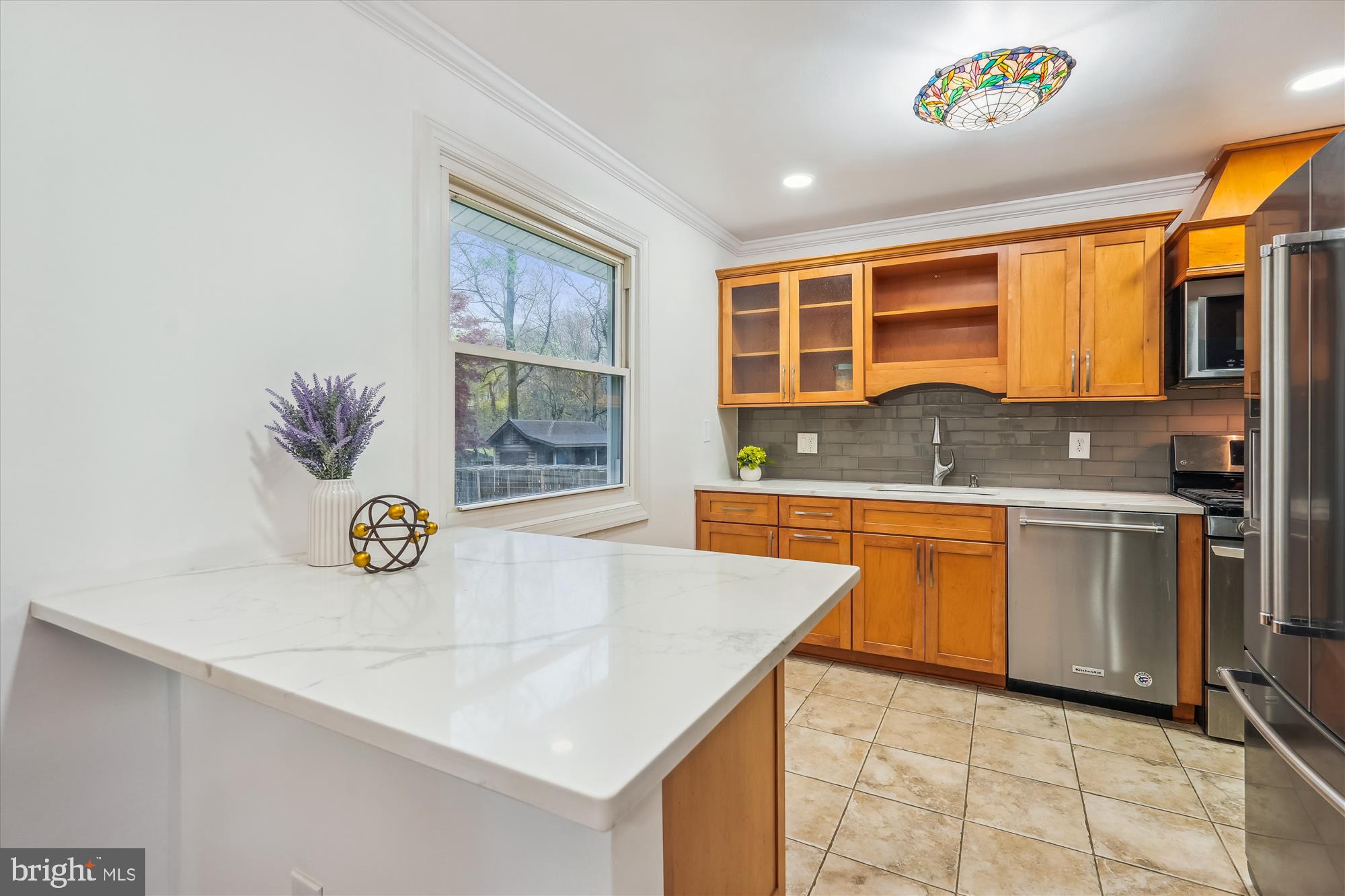 ENGLISH MANOR - Residential