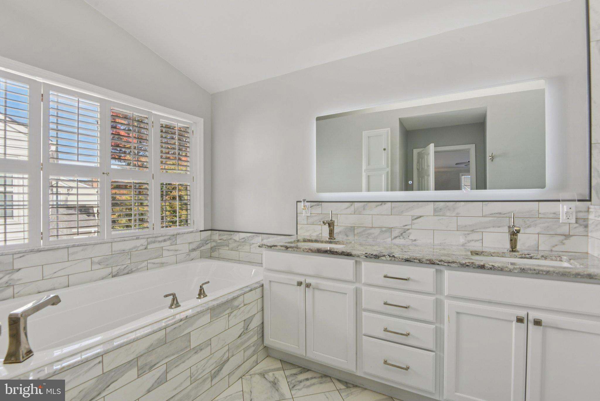 KINGSBROOKE - Residential