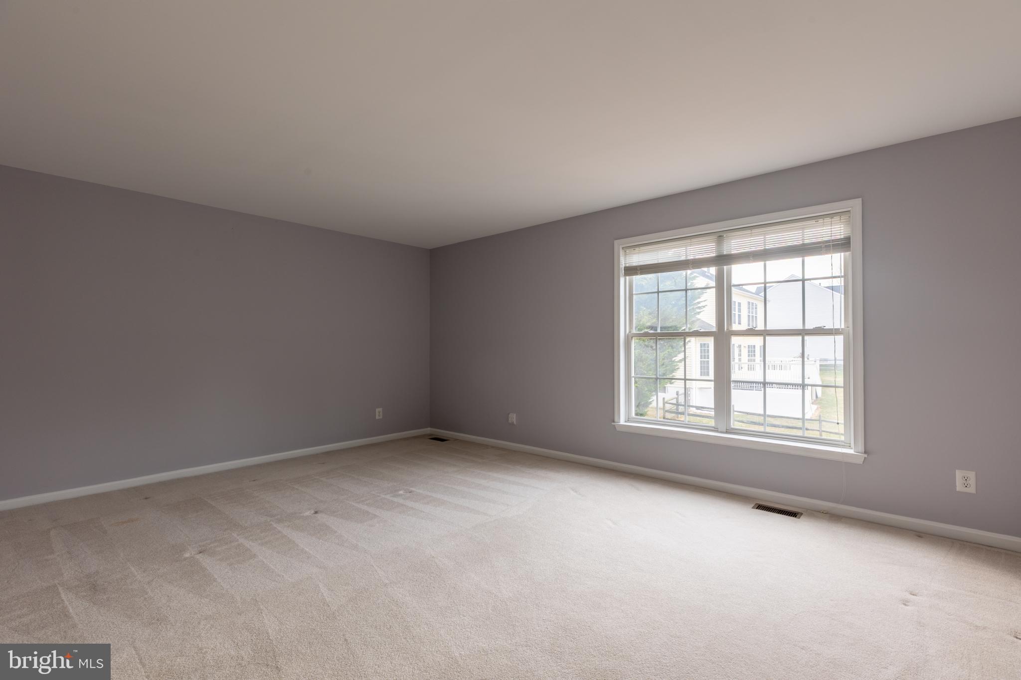 MIDDLE RUN CROSSIN - Residential