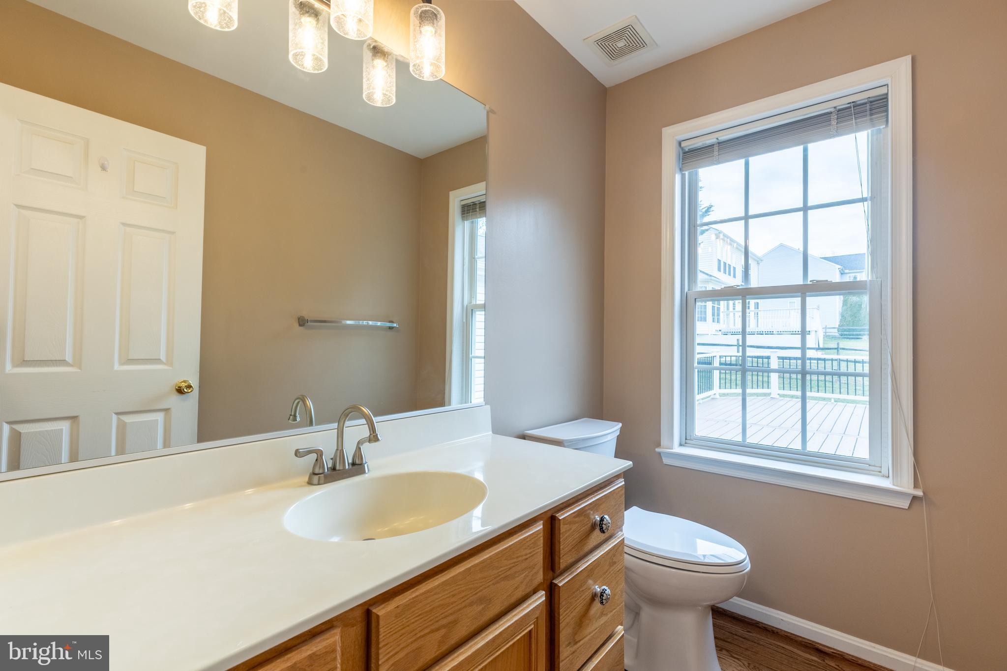 MIDDLE RUN CROSSIN - Residential