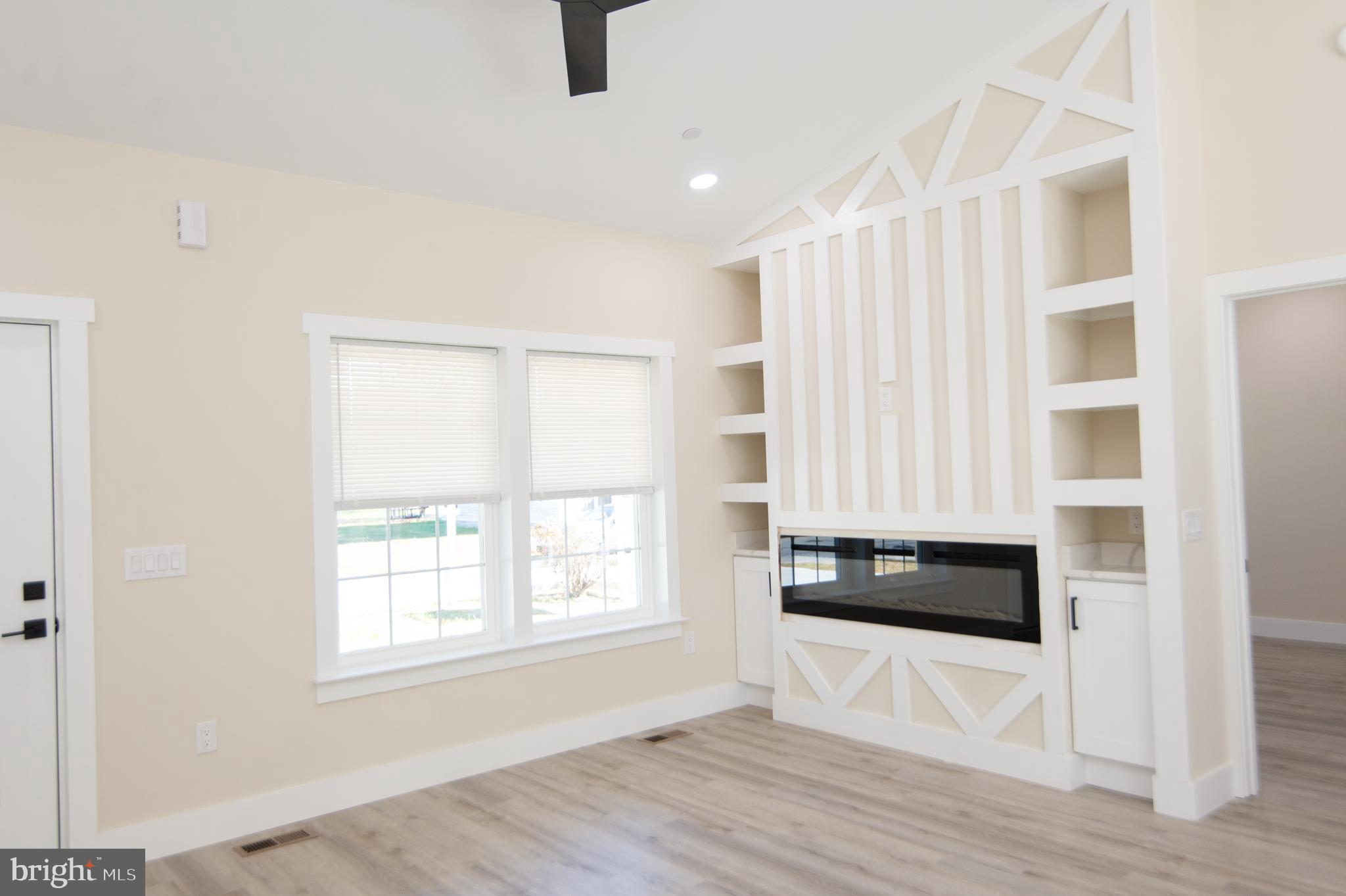 SECRETARY - Residential