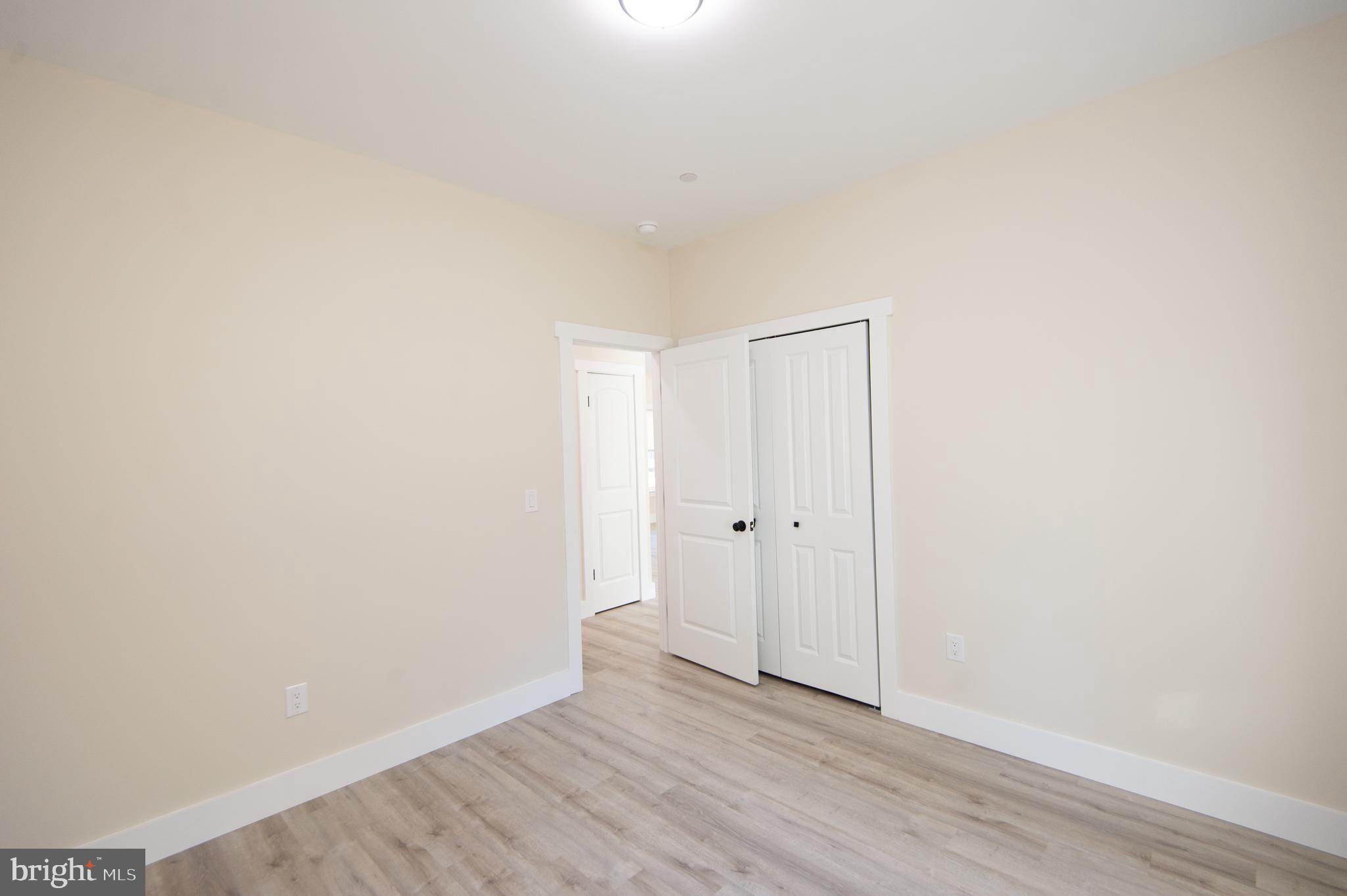 SECRETARY - Residential