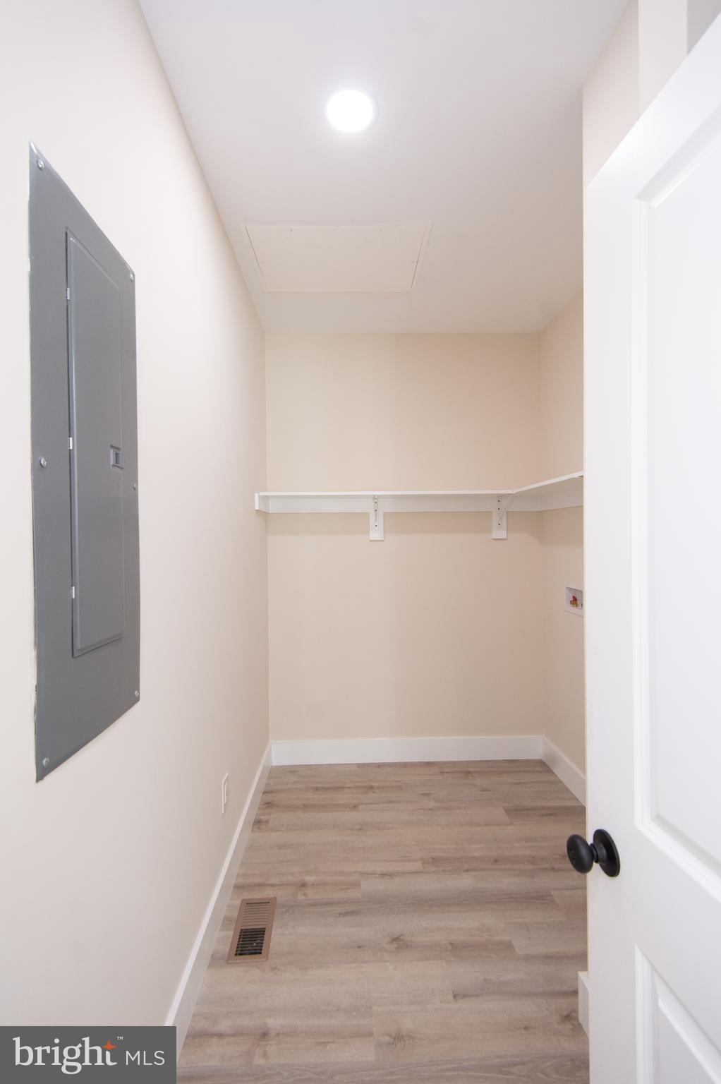 SECRETARY - Residential