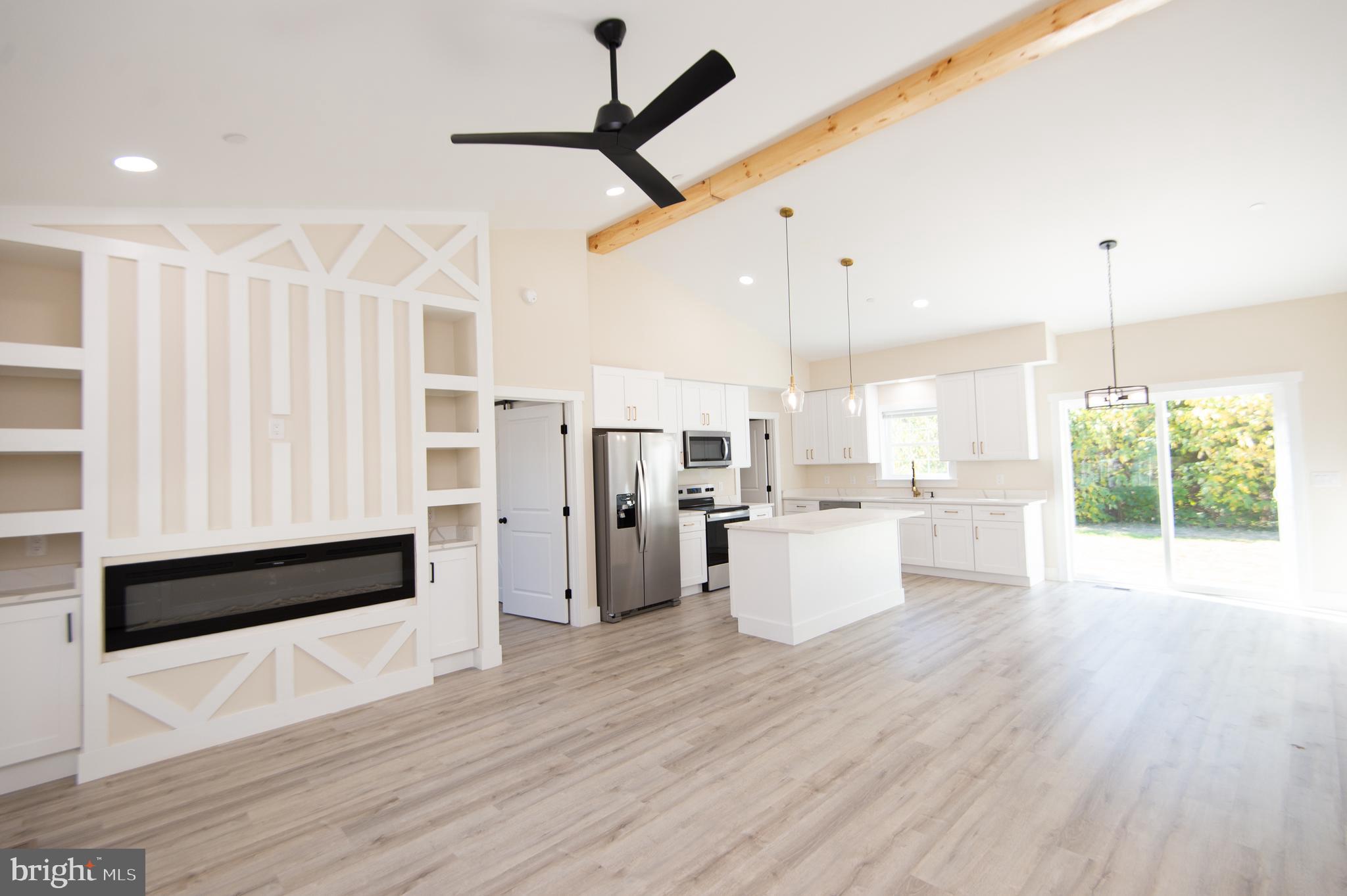 SECRETARY - Residential