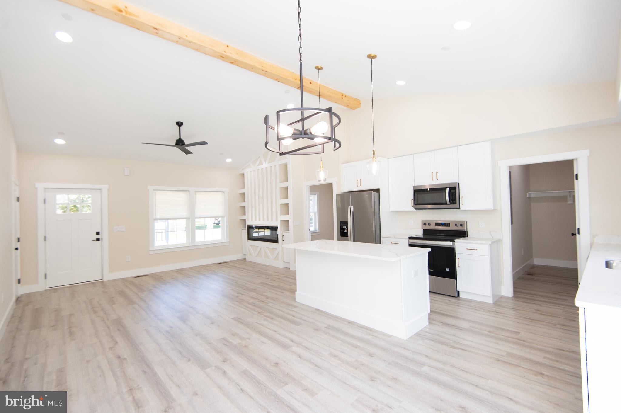 SECRETARY - Residential