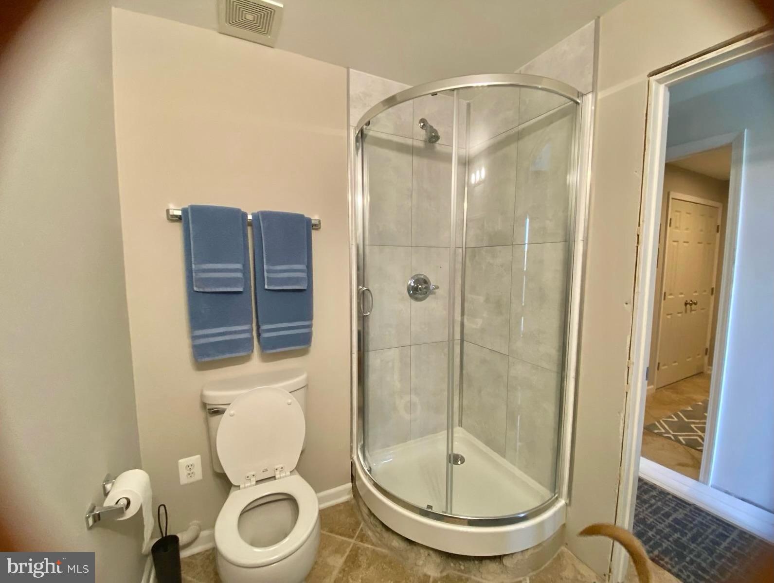 WINDMILL CROSSING - Residential Lease