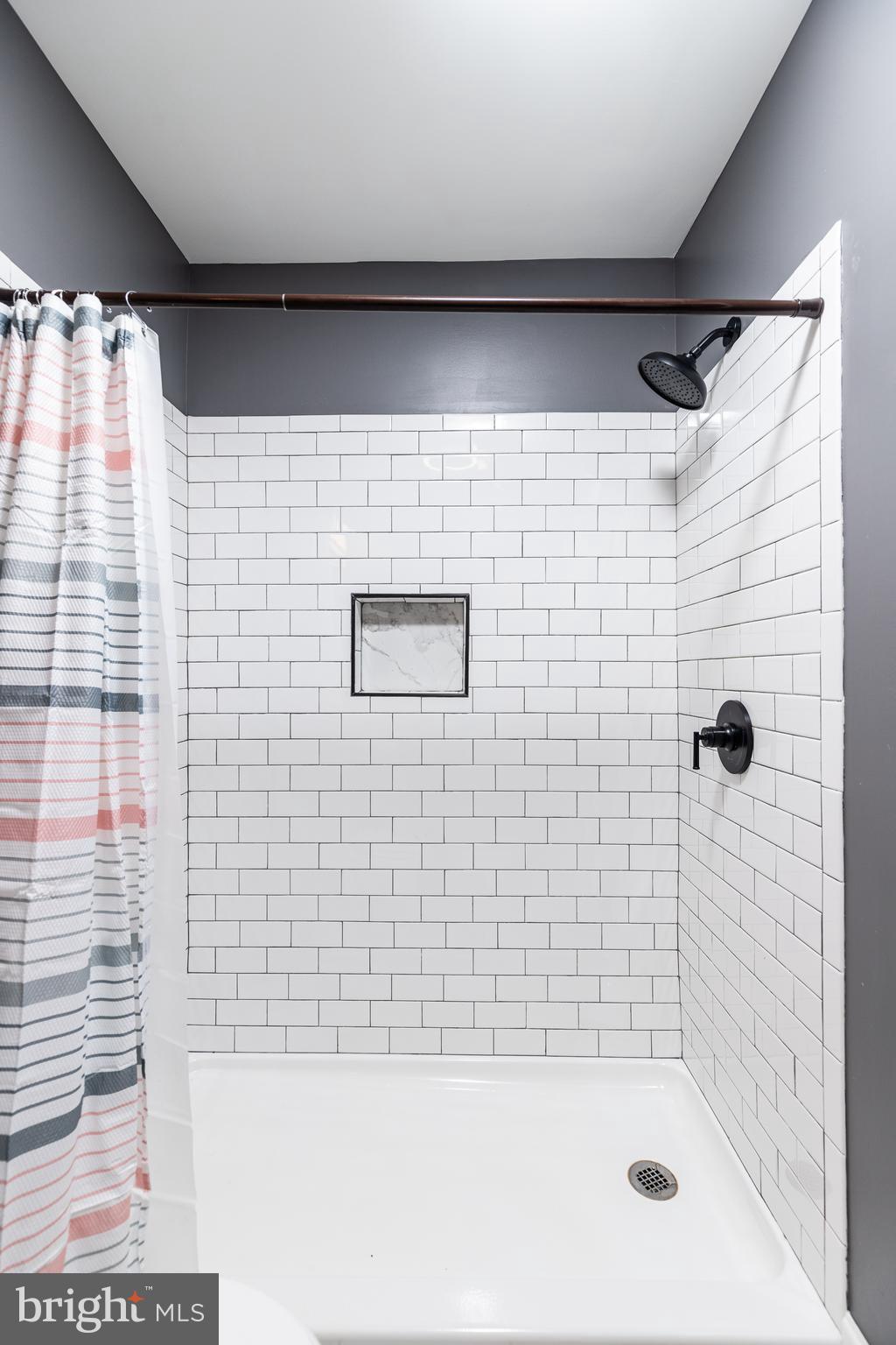 ABINGDON ESTATES - Residential