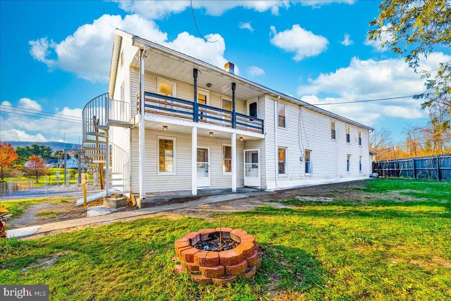 Six bedrooms, three separate living rooms and two laundries, A huge house for your money!  It has been fully renovated with numerious new updates. among them, new HVAC with heat pump, new well pump and accessories. new flooring across the house, new bathroom faucets and freshing painted inside and out. Much much more! Come see it youself!

It gets a lot of bedrooms,  among which, 4  are in very good size.  Because of this fact, this is a perfect house for multi-generational living? Corporate employee housing? use your imagination!