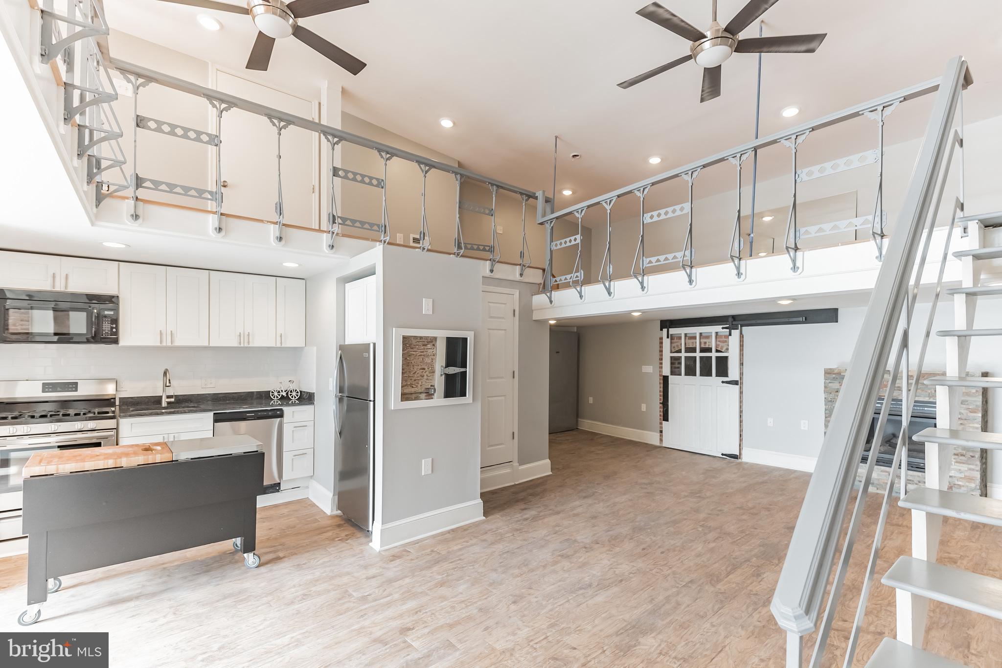 OLD CITY - Residential Income