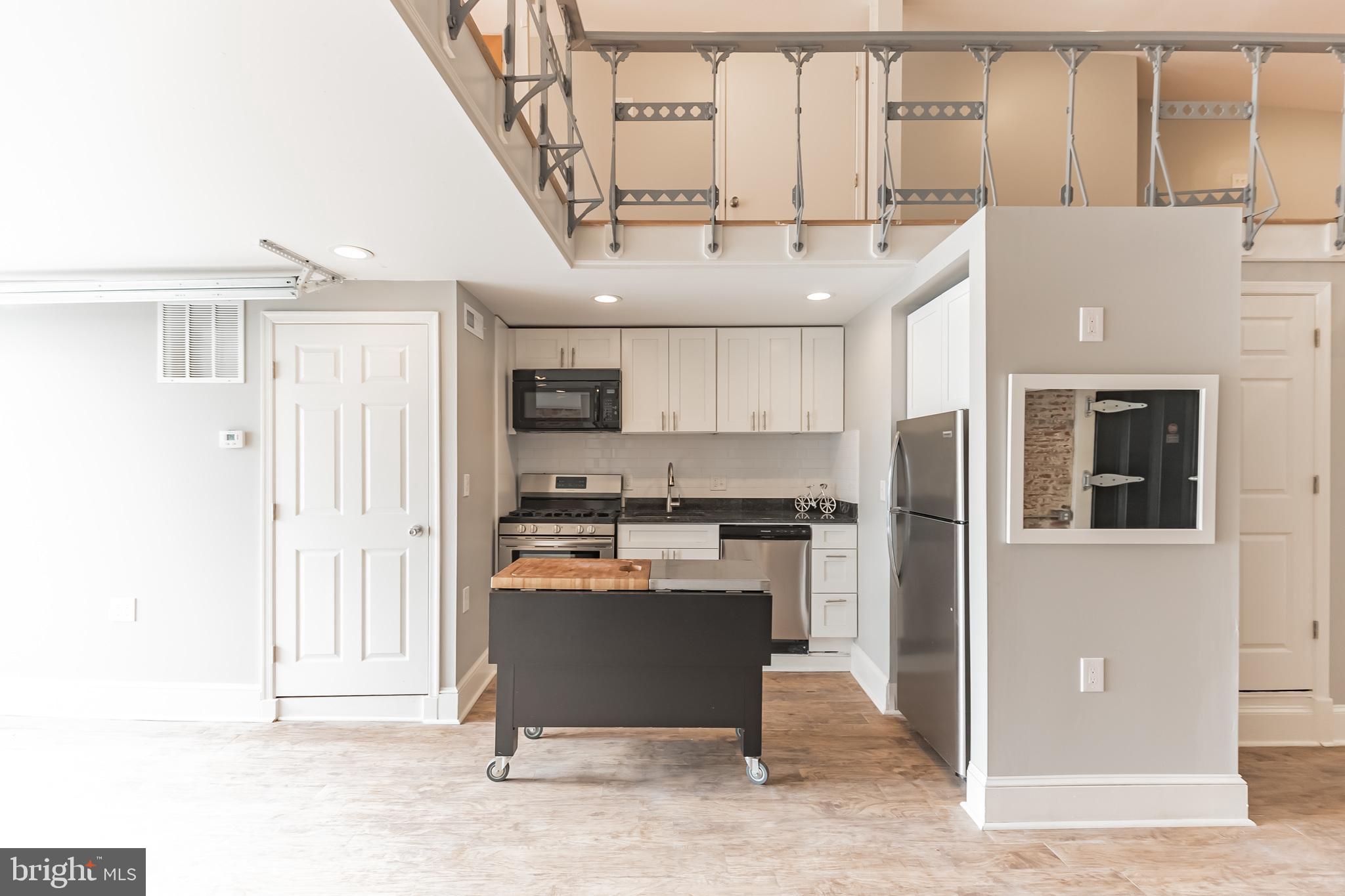 OLD CITY - Residential Income