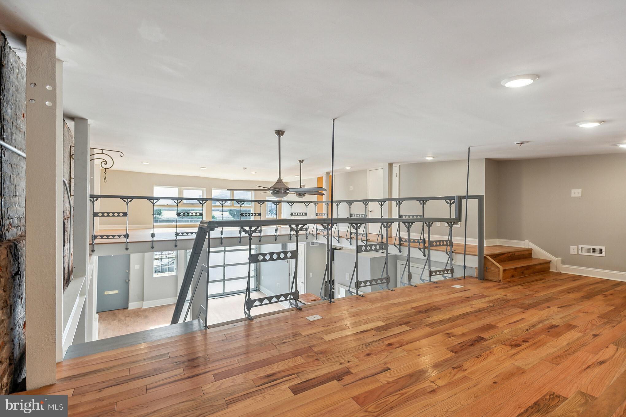 OLD CITY - Residential Income