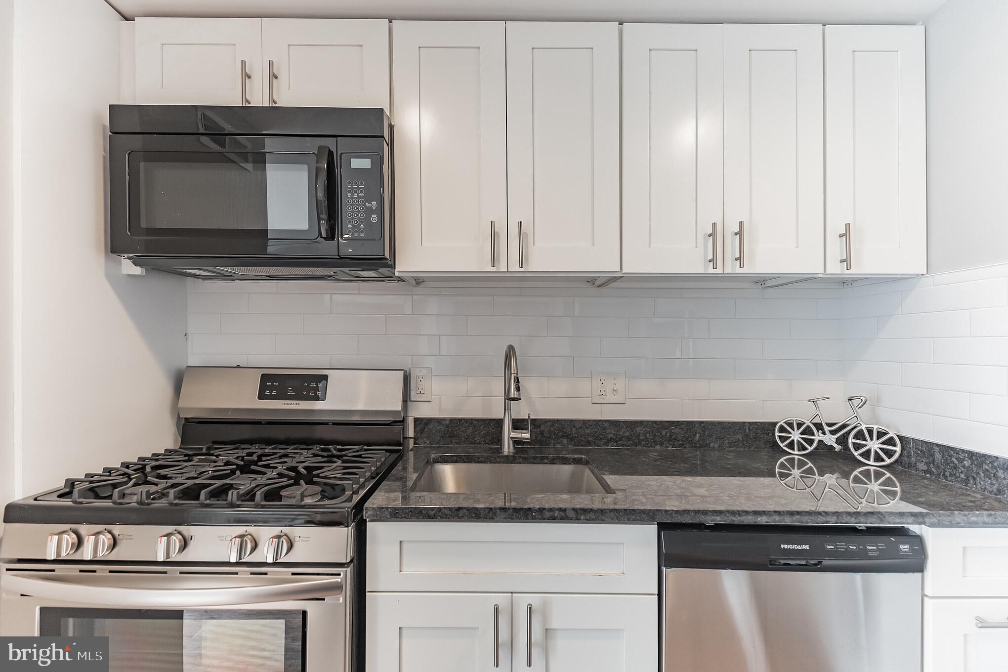 OLD CITY - Residential Income