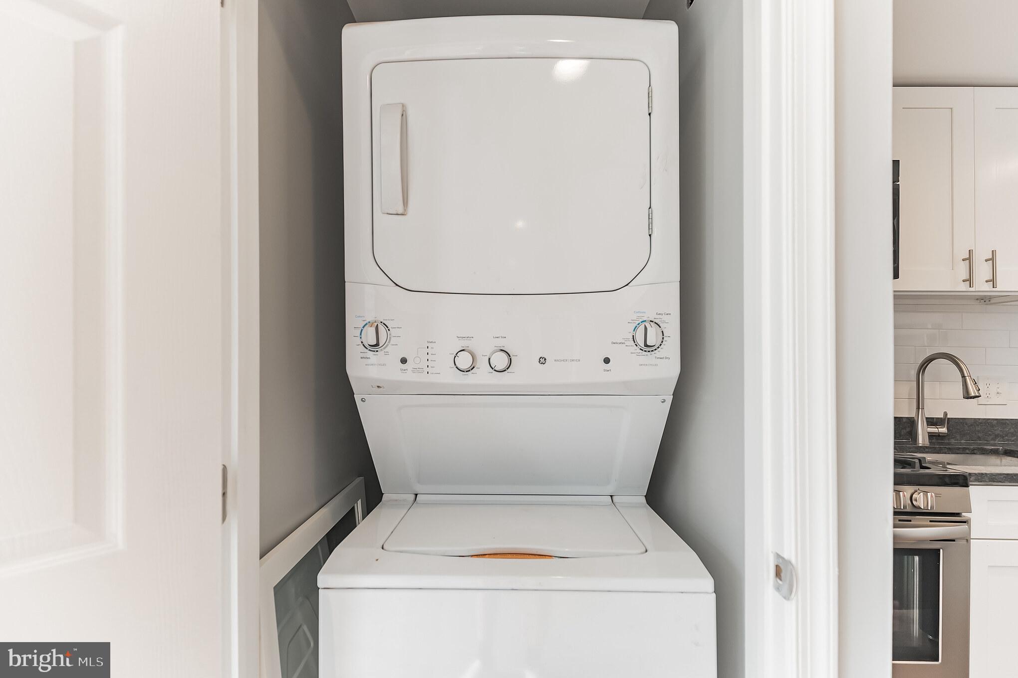 OLD CITY - Residential Income