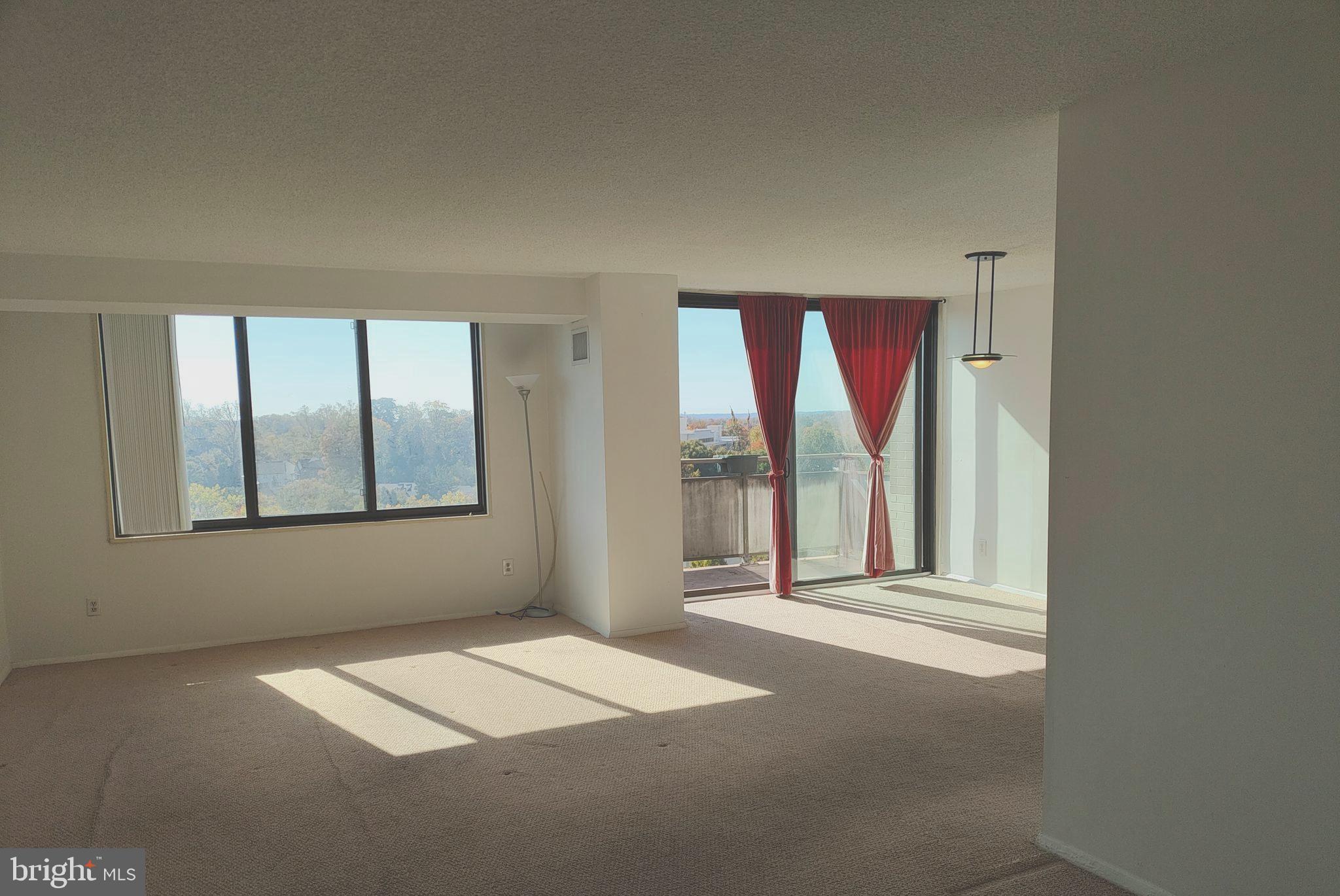 PROMENADE TOWERS - Residential Lease