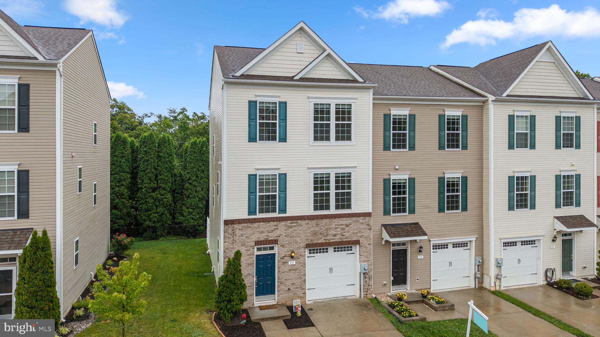 13 LEEKYLER PLACE