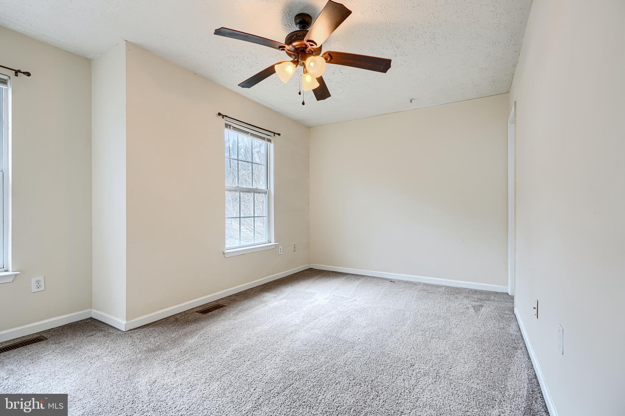 SUMMER WOODS - Residential