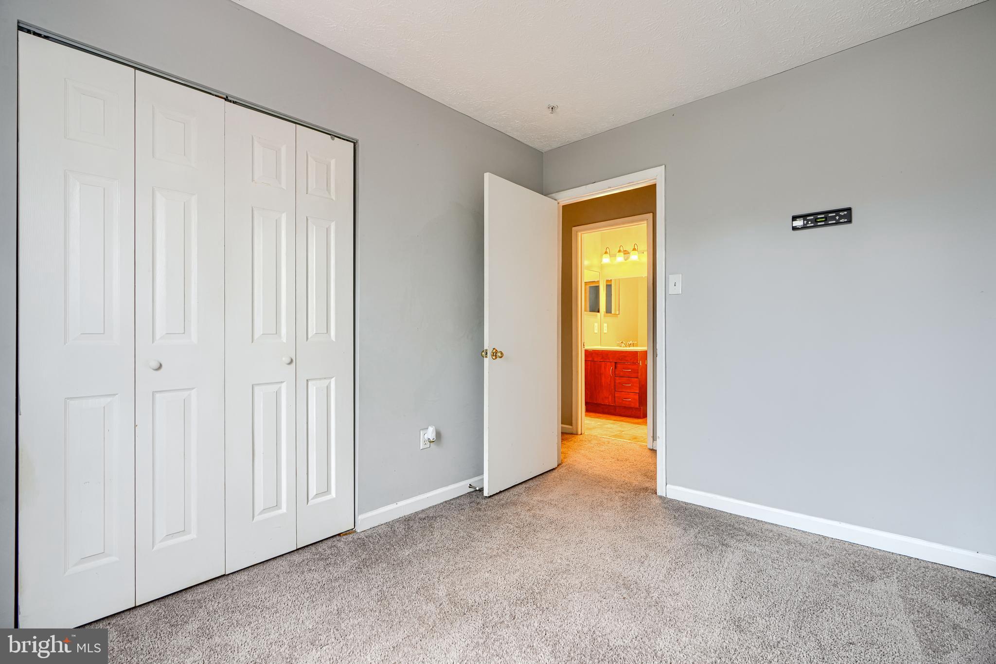 SUMMER WOODS - Residential