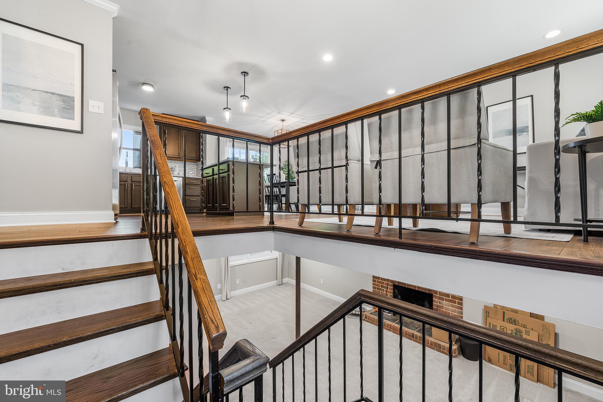 CHATSWORTH GROVE - Residential