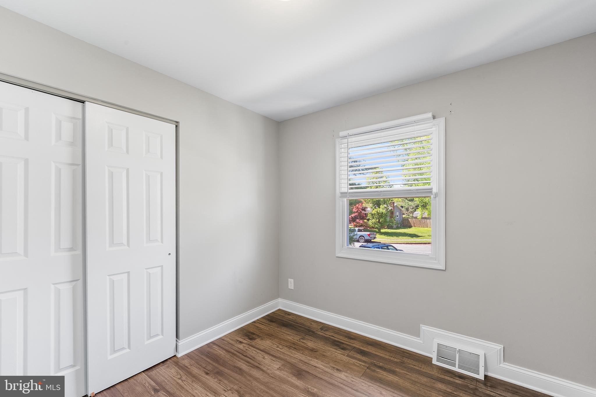 CHATSWORTH GROVE - Residential