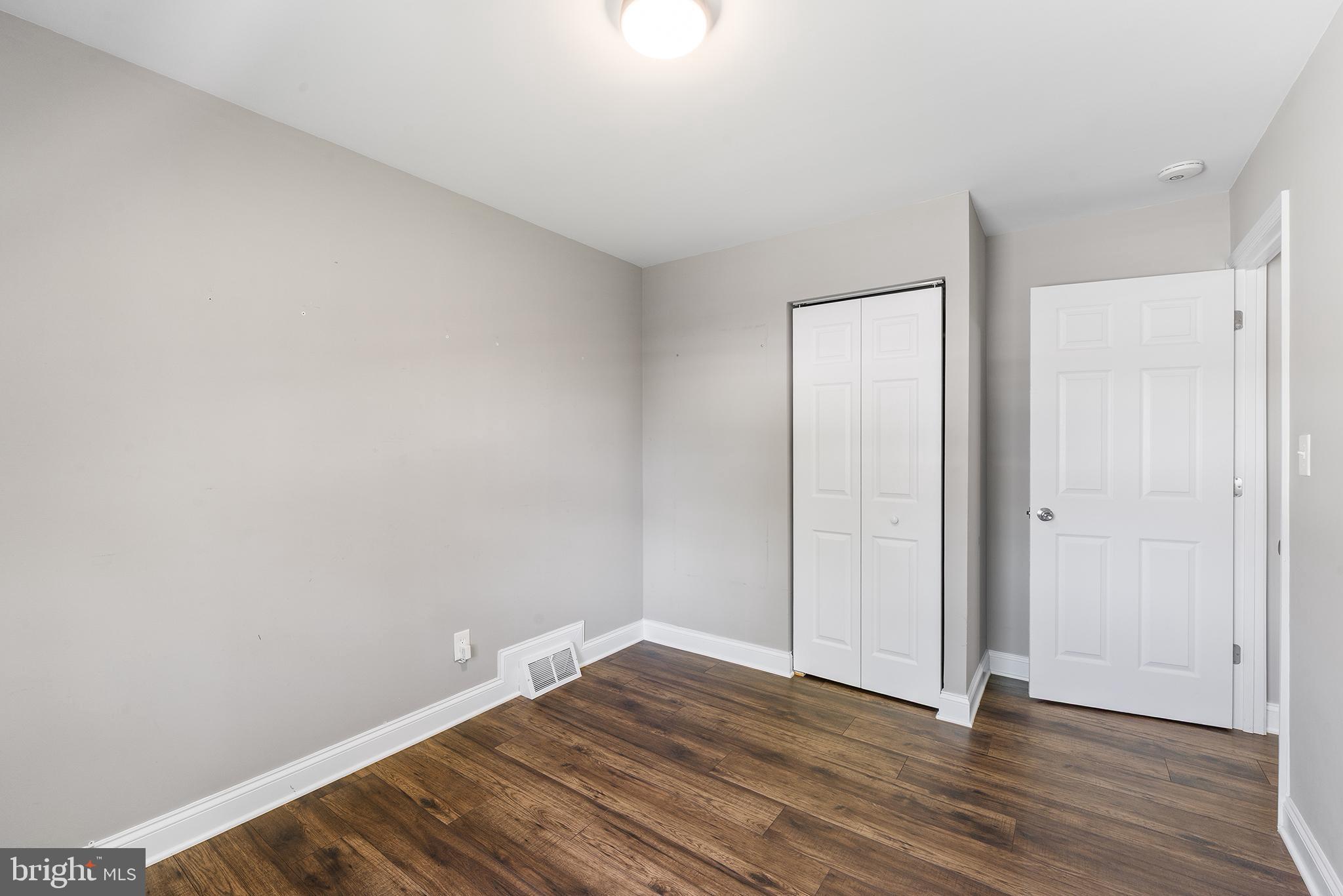 CHATSWORTH GROVE - Residential