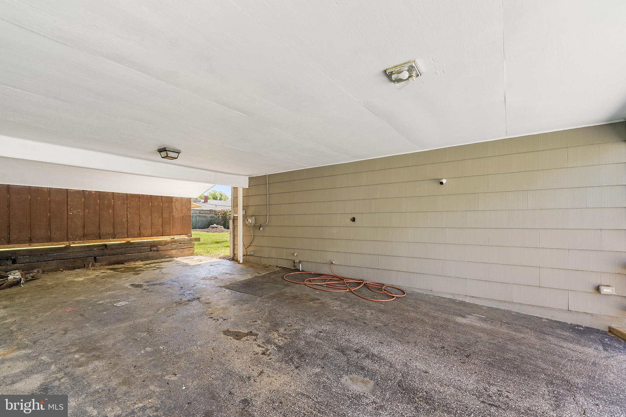 CHATSWORTH GROVE - Residential