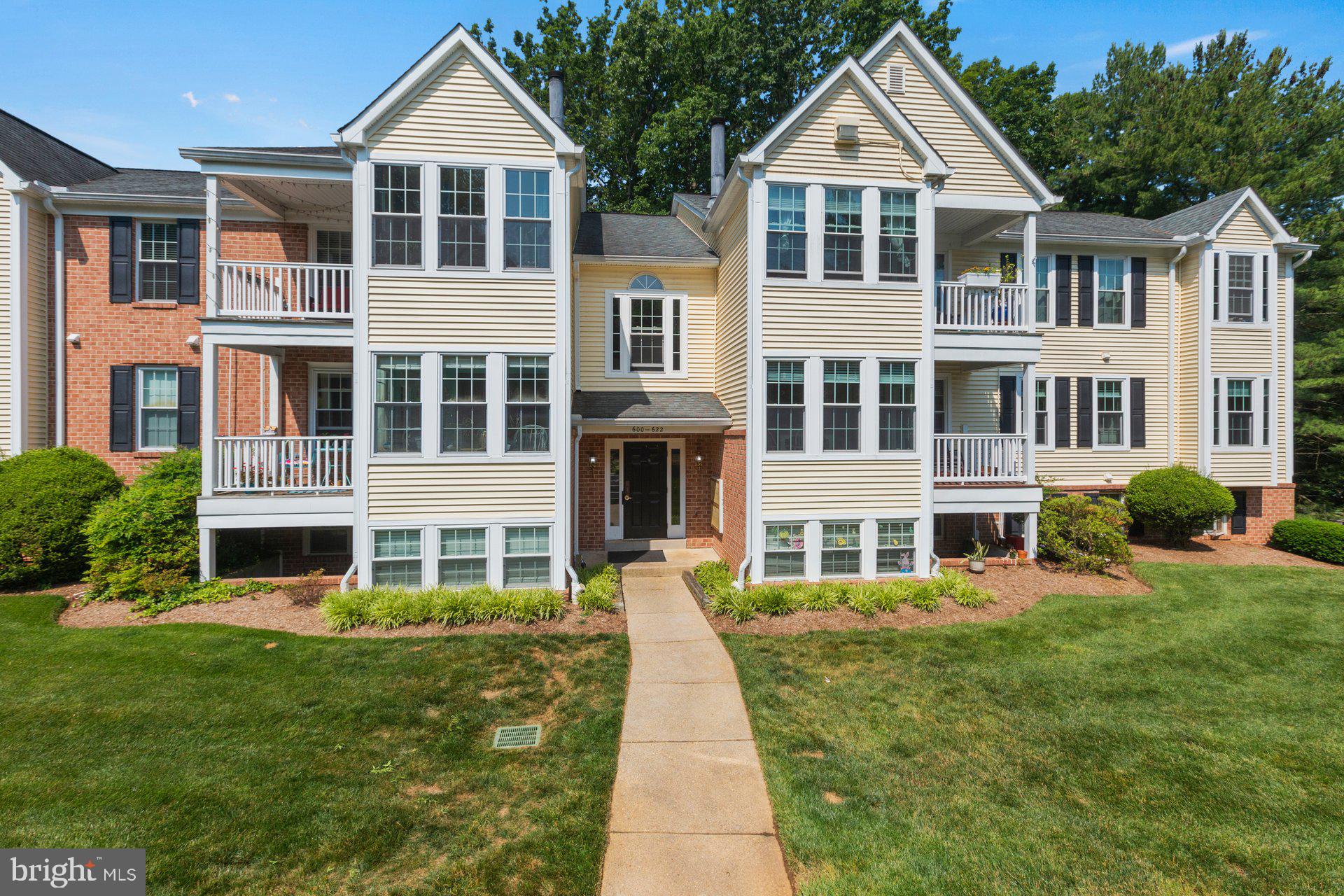 DORADO HILLS - Residential