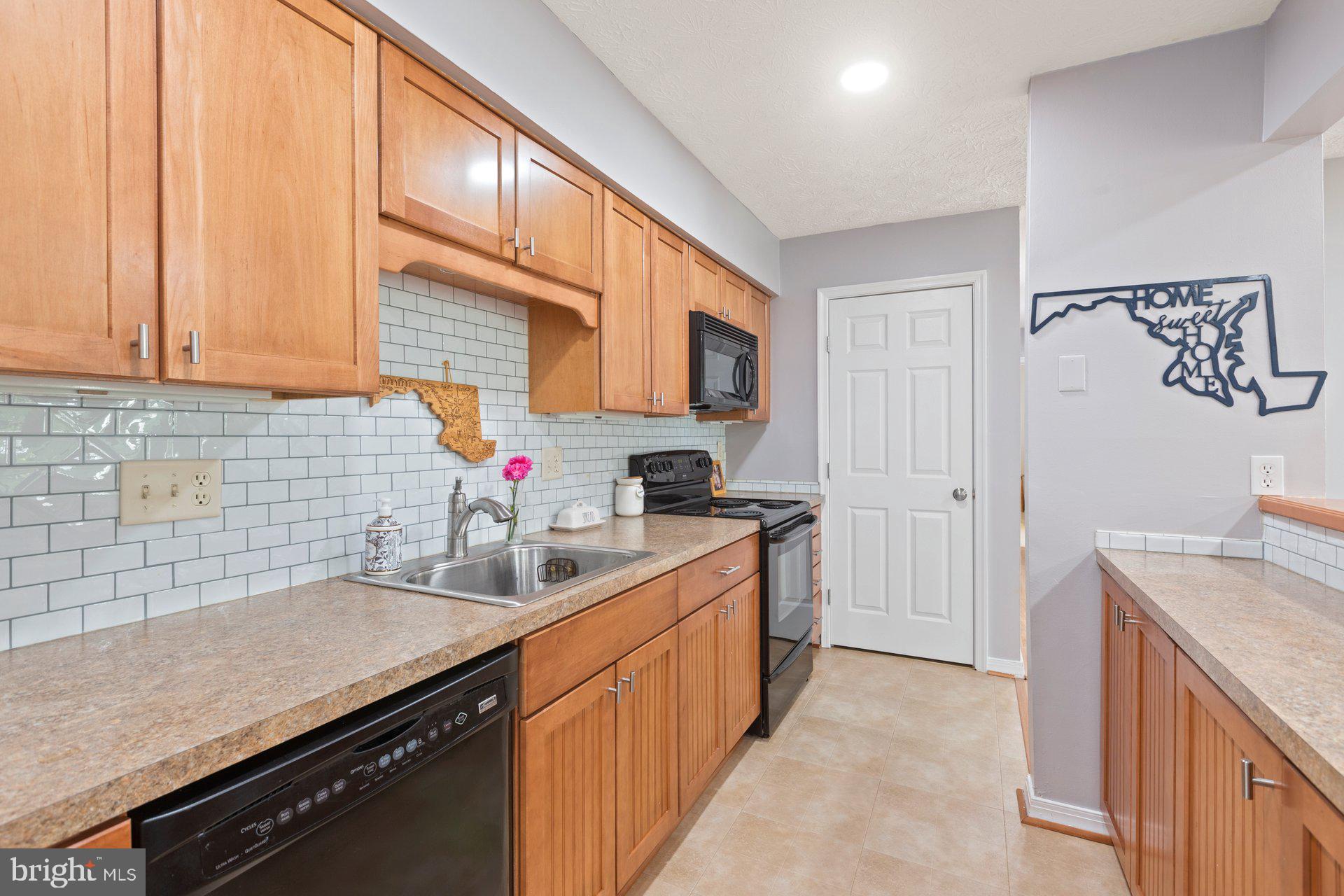 DORADO HILLS - Residential