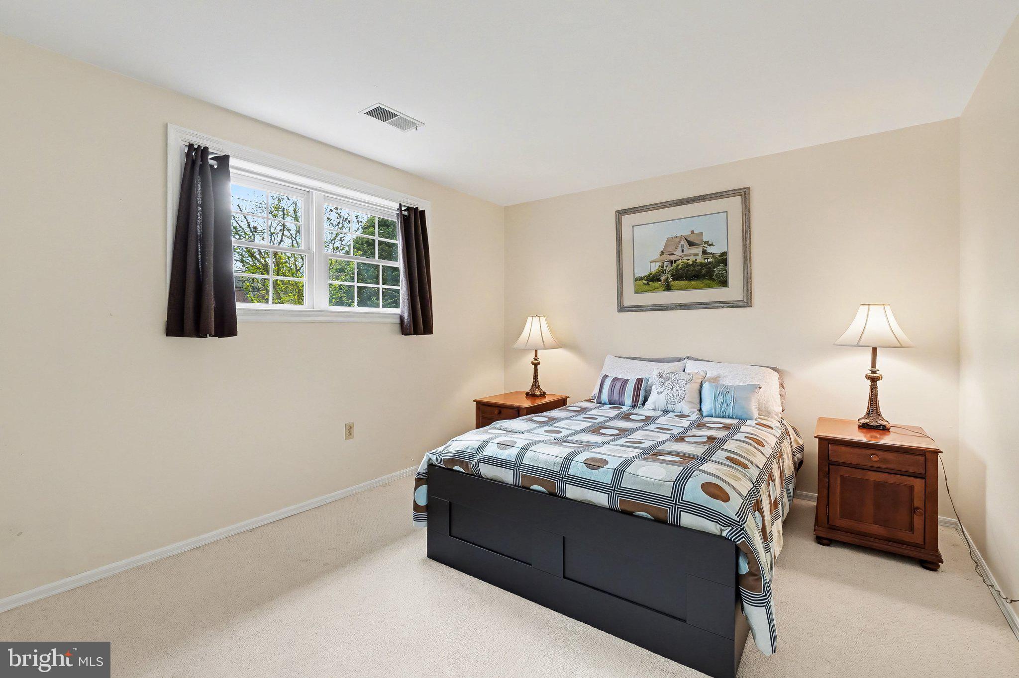 DELBROOK - Residential