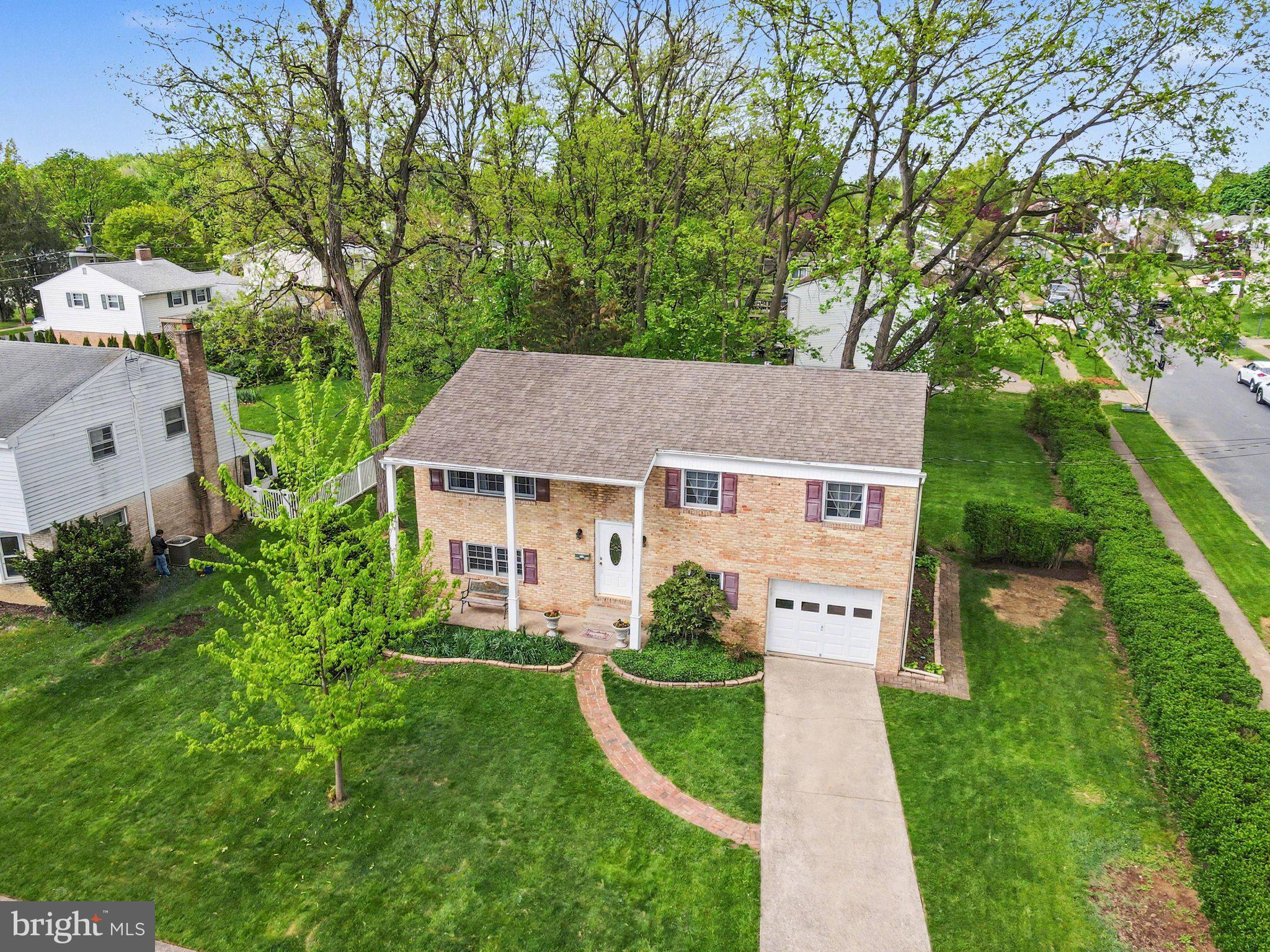 DELBROOK - Residential