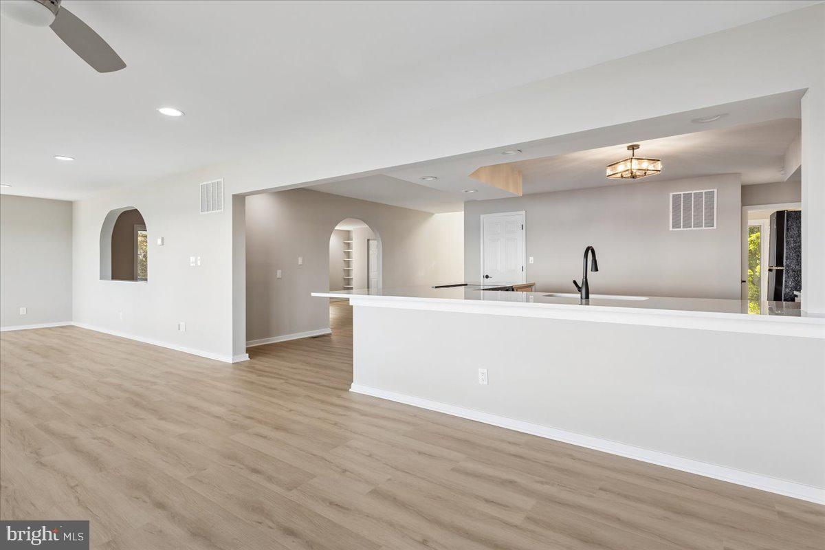 BAY CITY - Residential