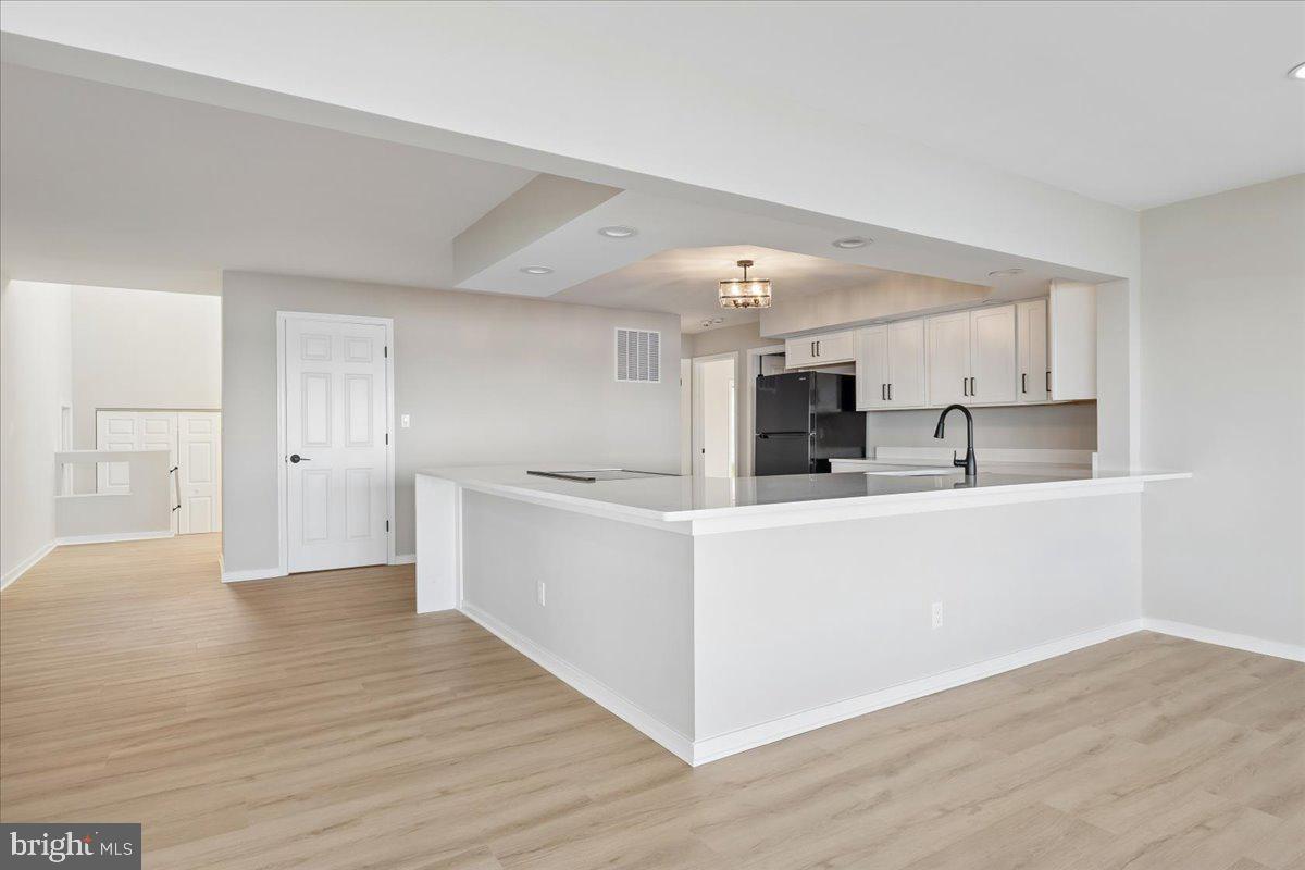 BAY CITY - Residential