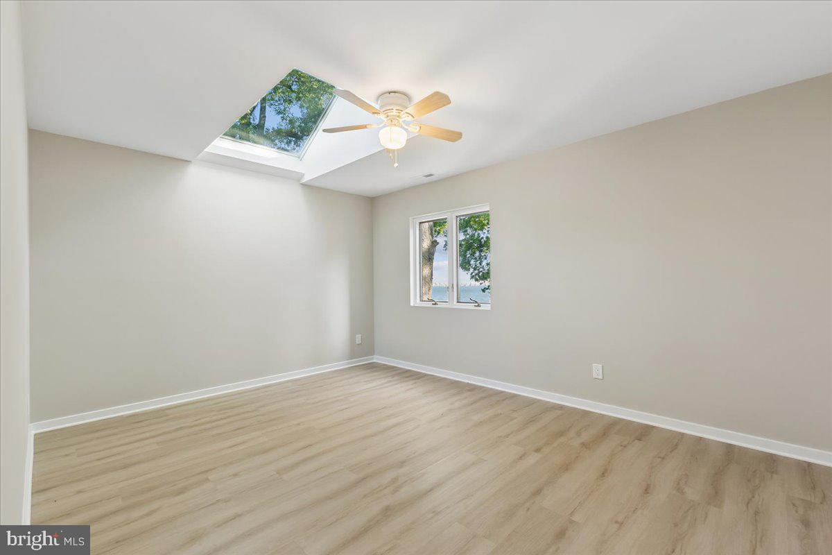 BAY CITY - Residential
