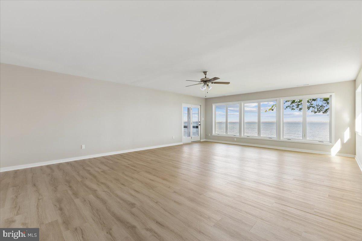 BAY CITY - Residential