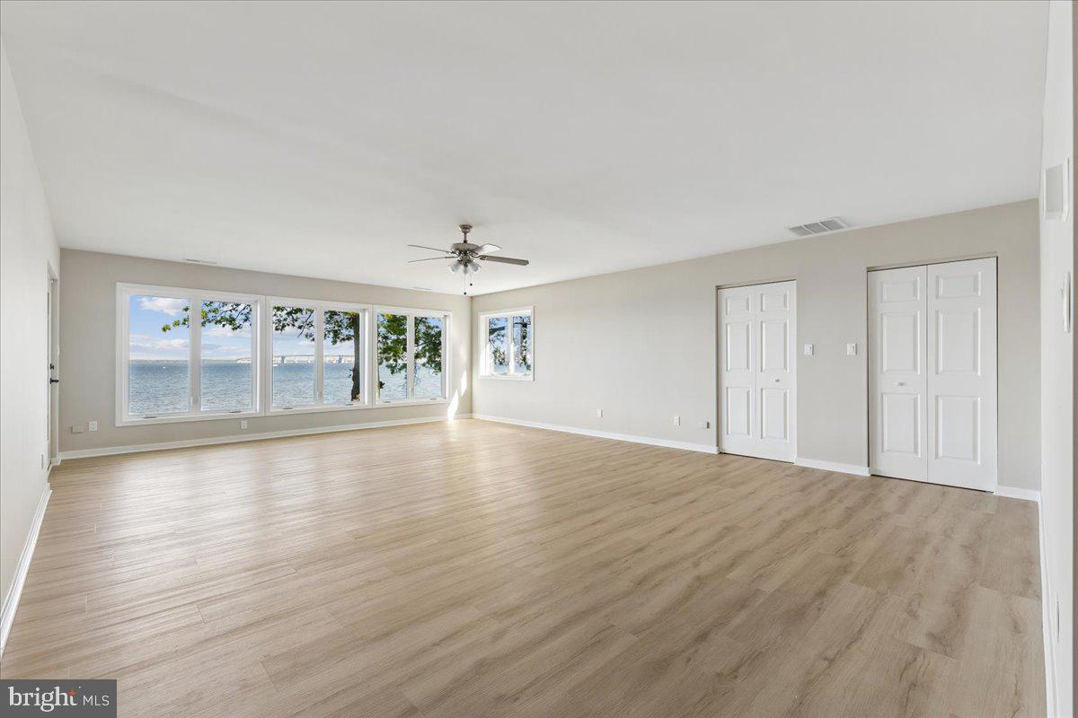 BAY CITY - Residential