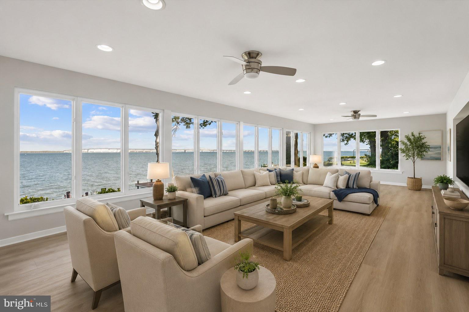 BAY CITY - Residential
