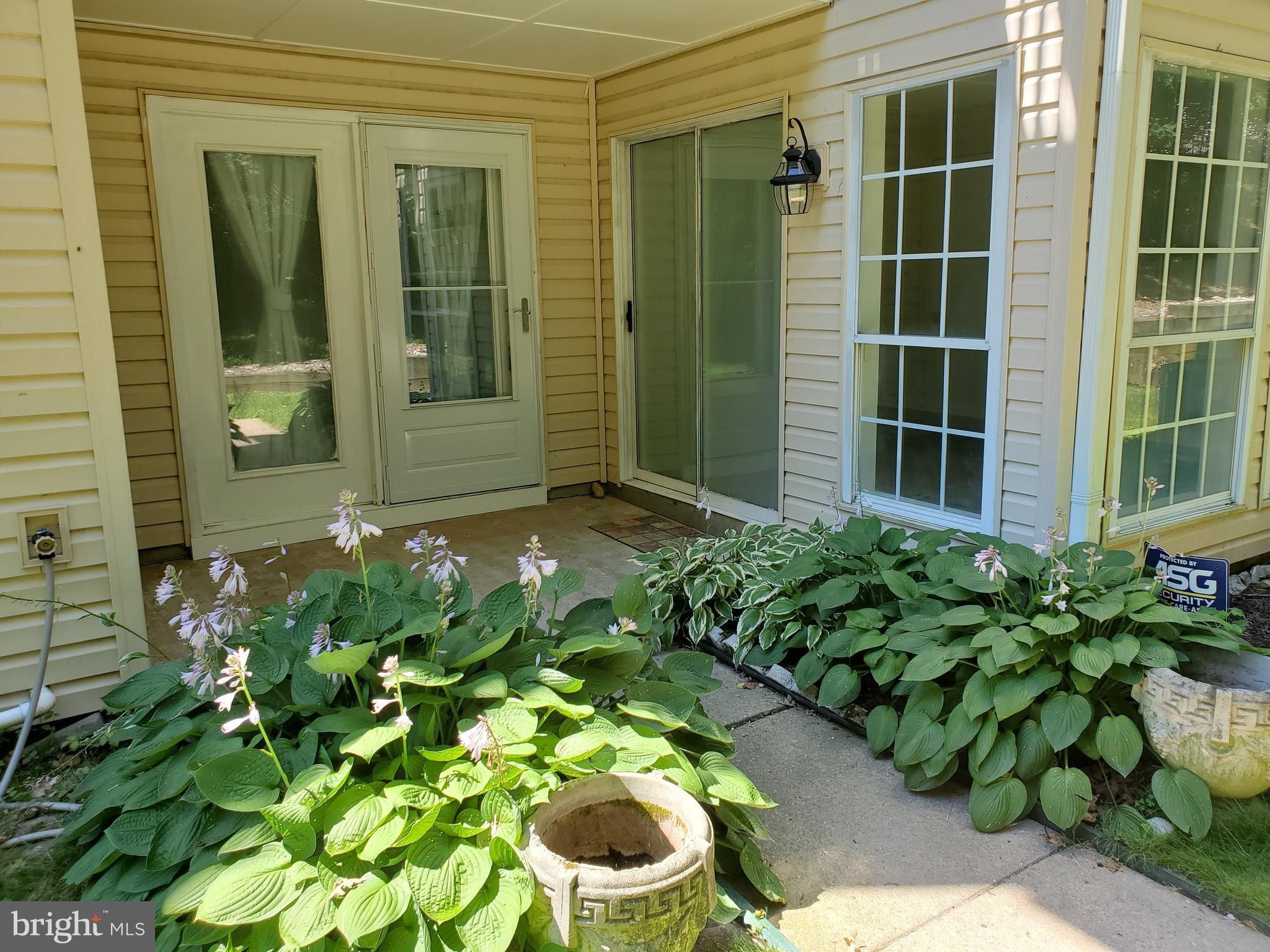 OAK LEAF VILLAS - Residential