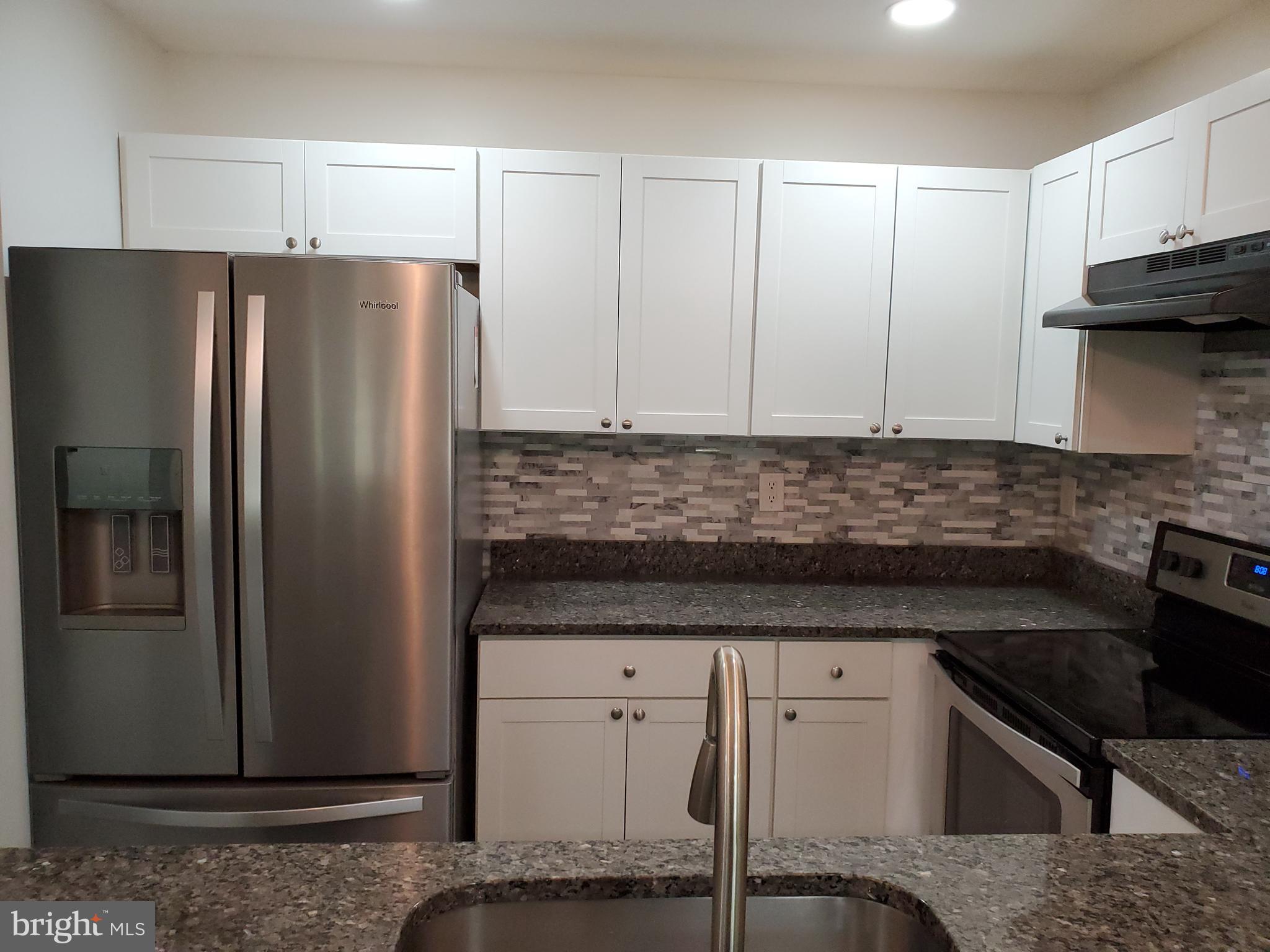 OAK LEAF VILLAS - Residential