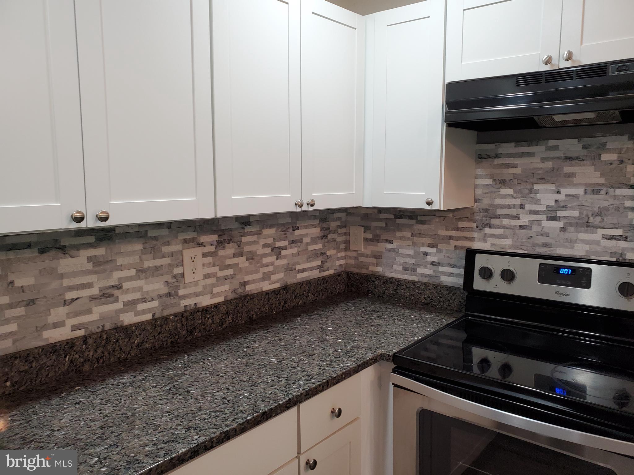 OAK LEAF VILLAS - Residential