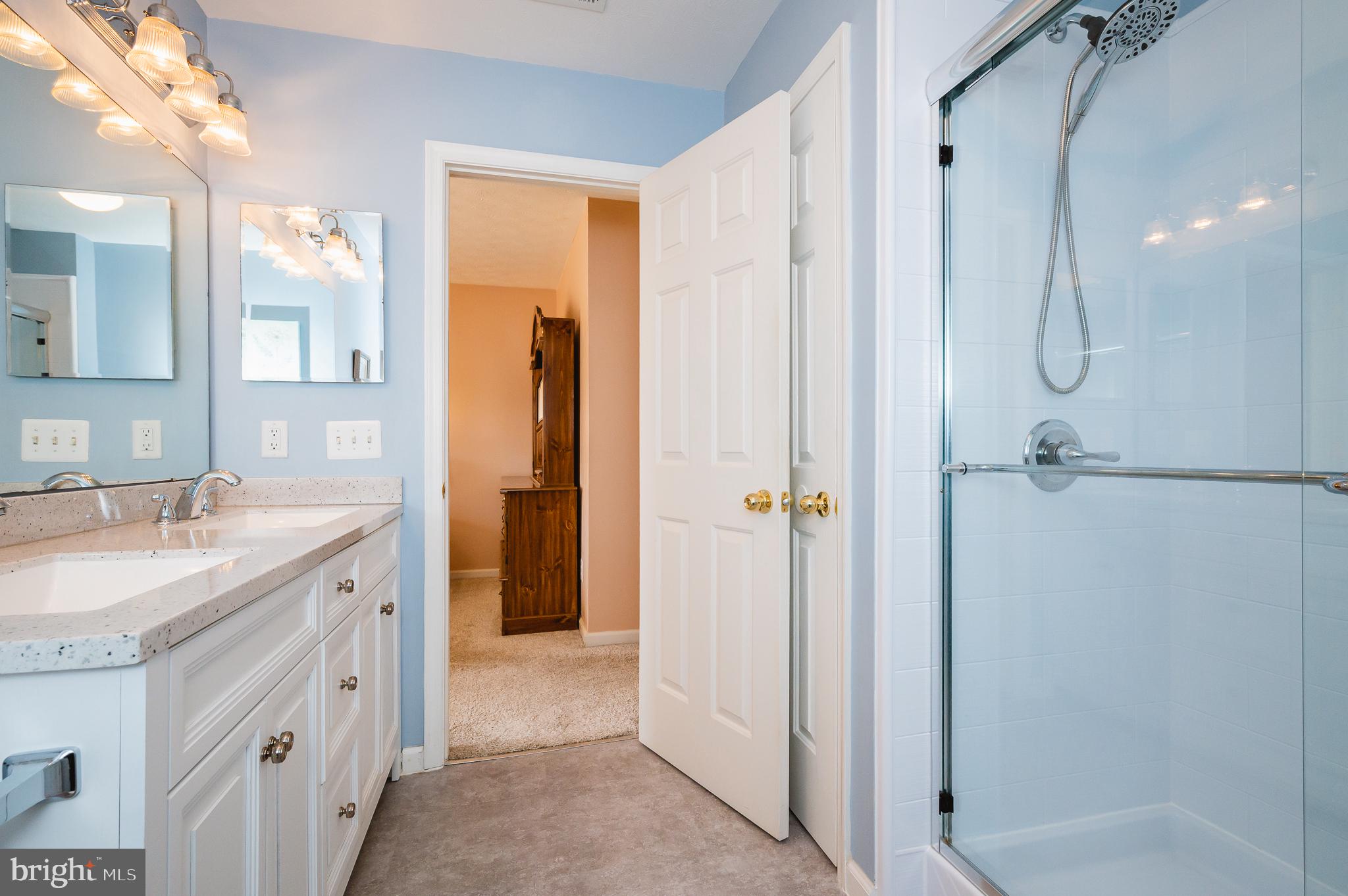 CYPRESS HILLS - Residential